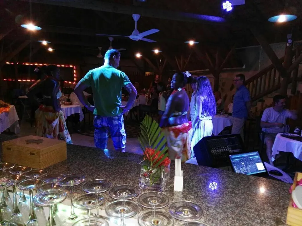 Evening entertainment in Eden Villa