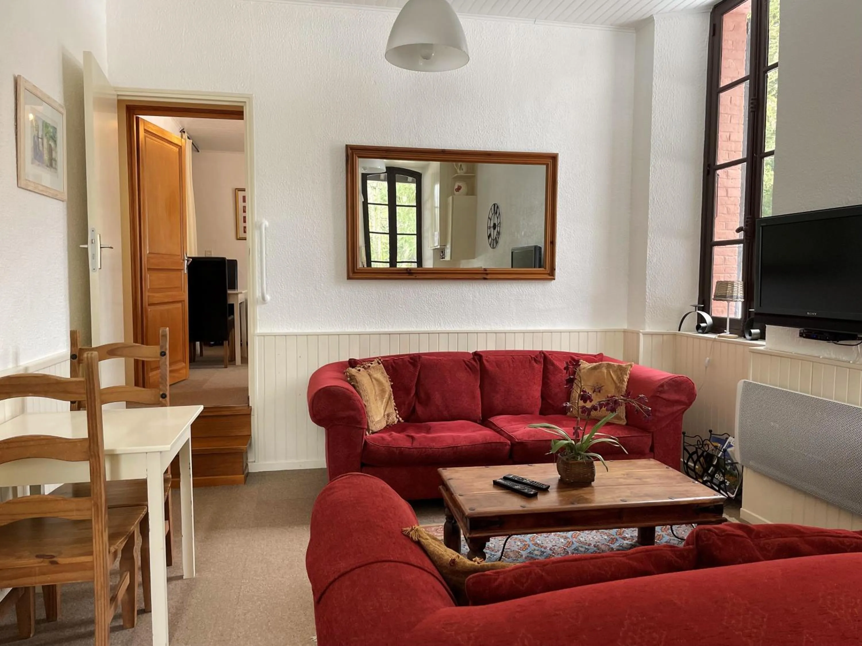 Property building in La Source