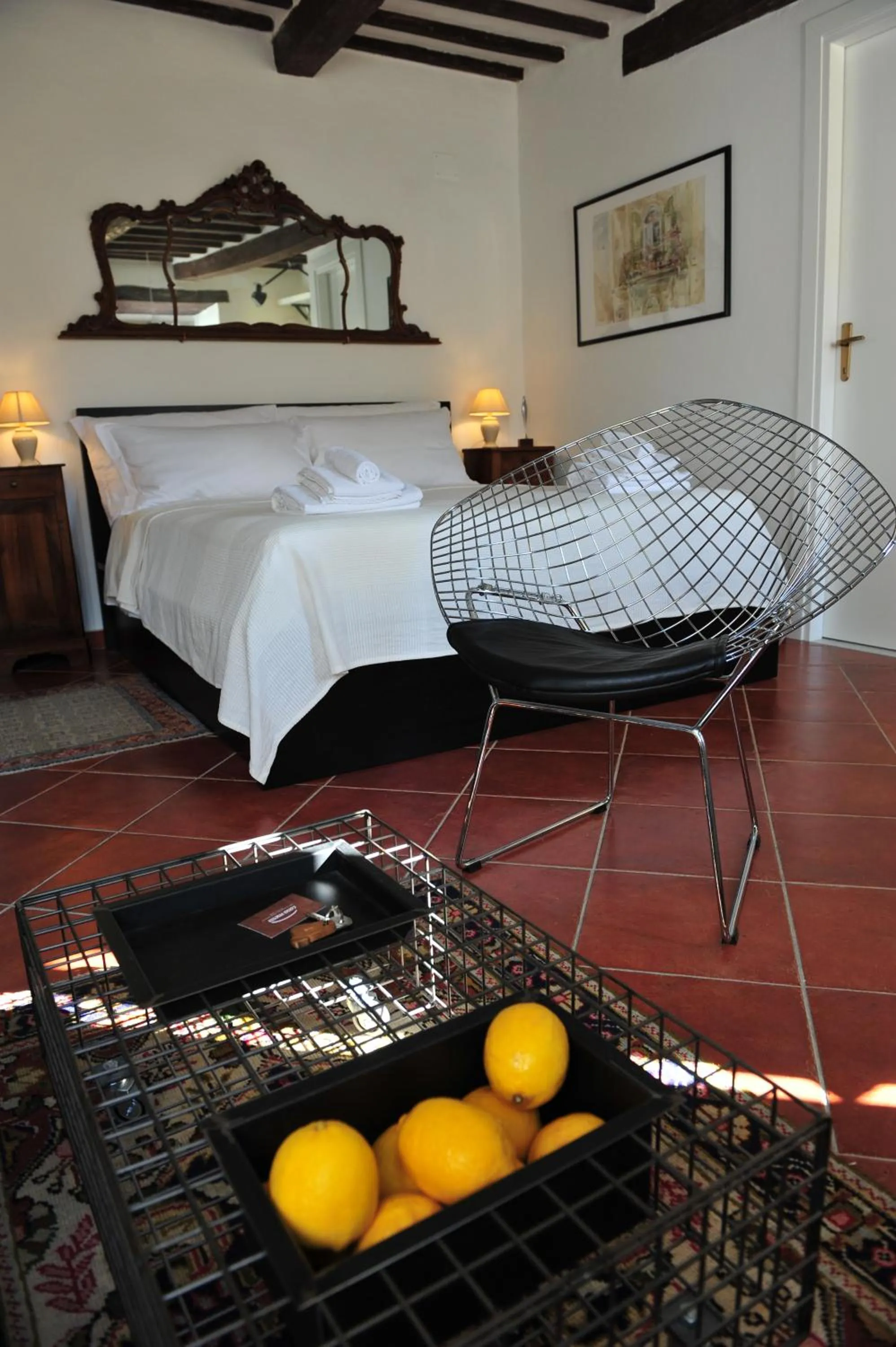 Photo of the whole room, Bed in Casa Messi