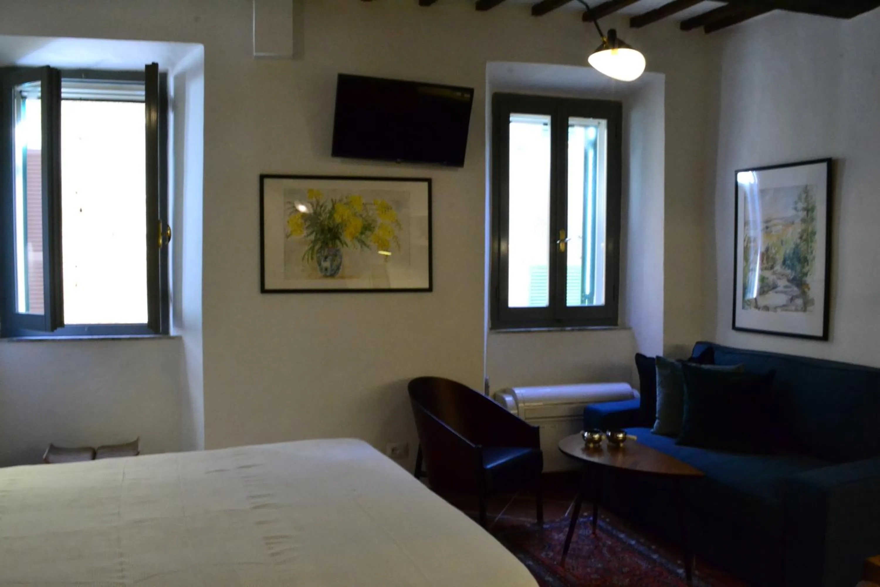 Seating area, Bed in Casa Messi