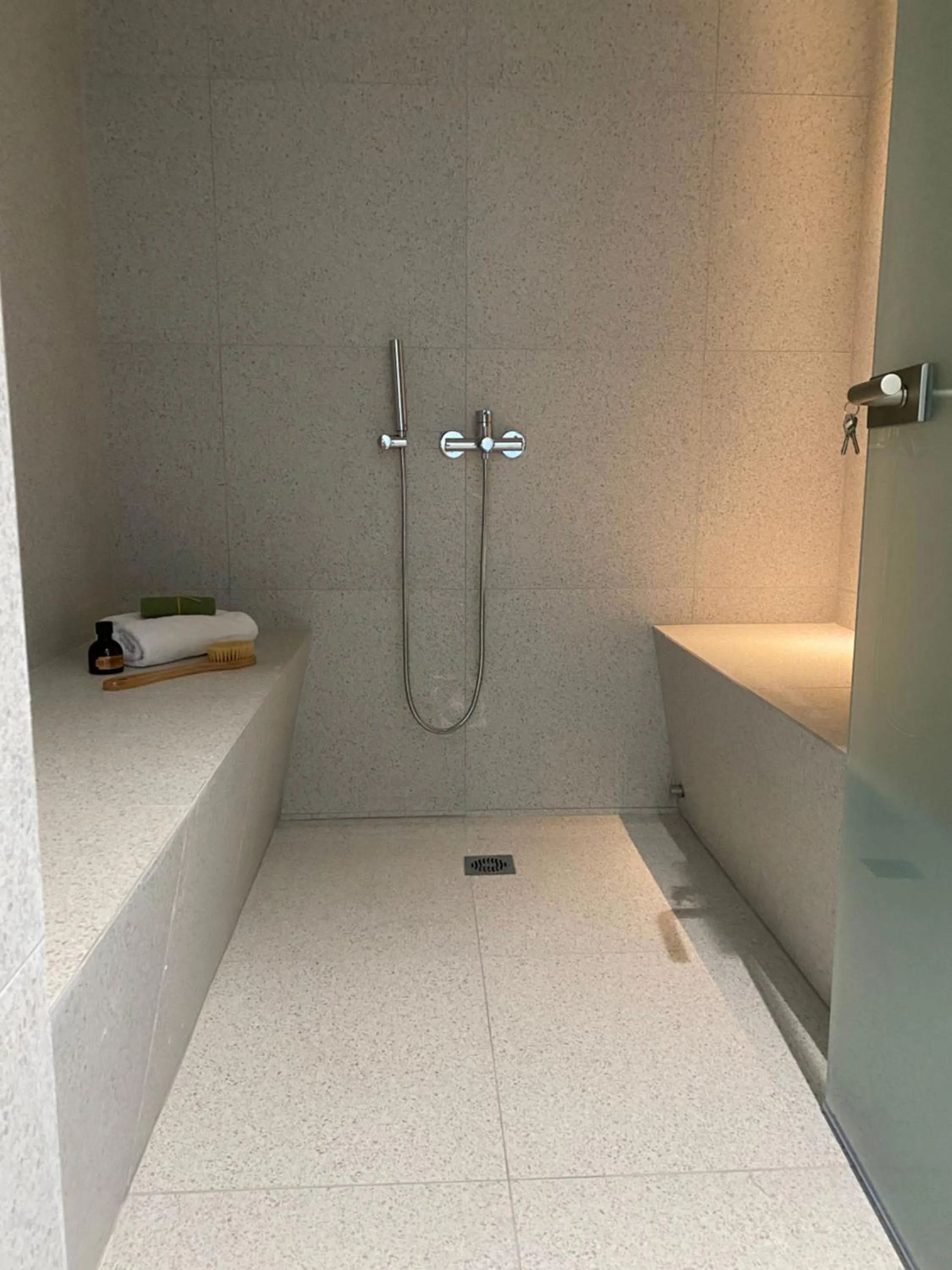 Spa and wellness centre/facilities in MARAVILLA SUITES