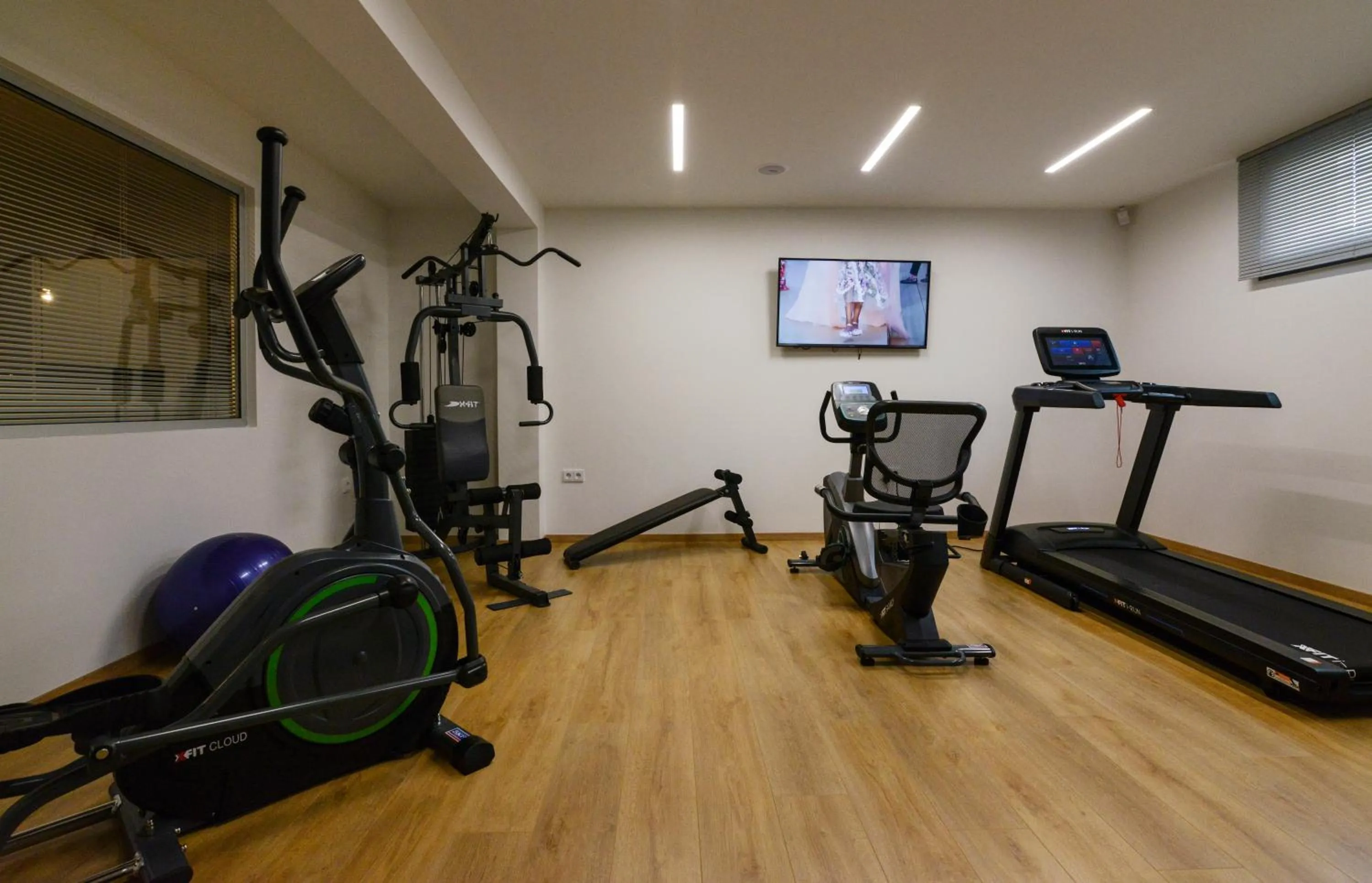 Fitness centre/facilities in MARAVILLA SUITES