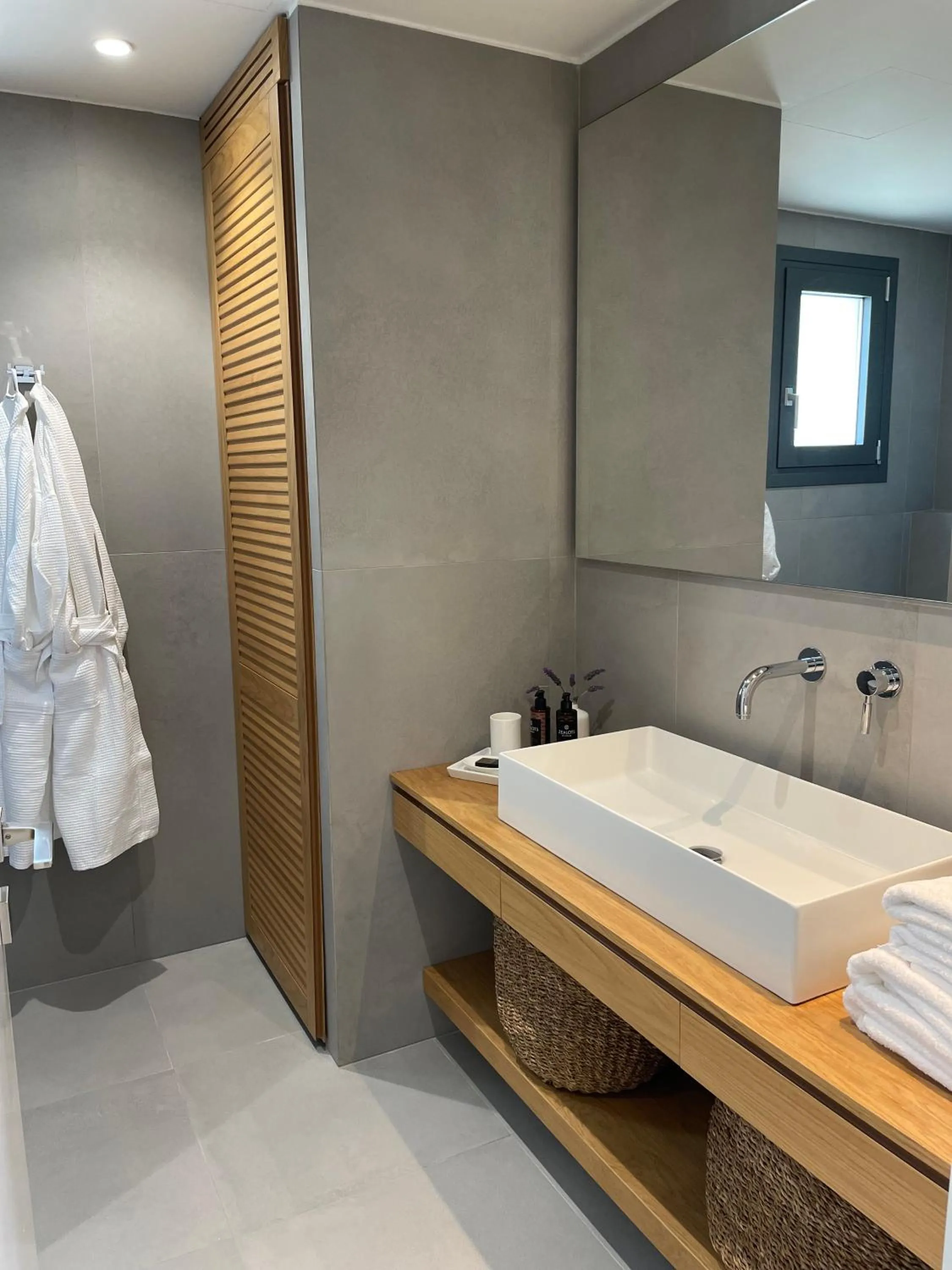 Bathroom in MARAVILLA SUITES