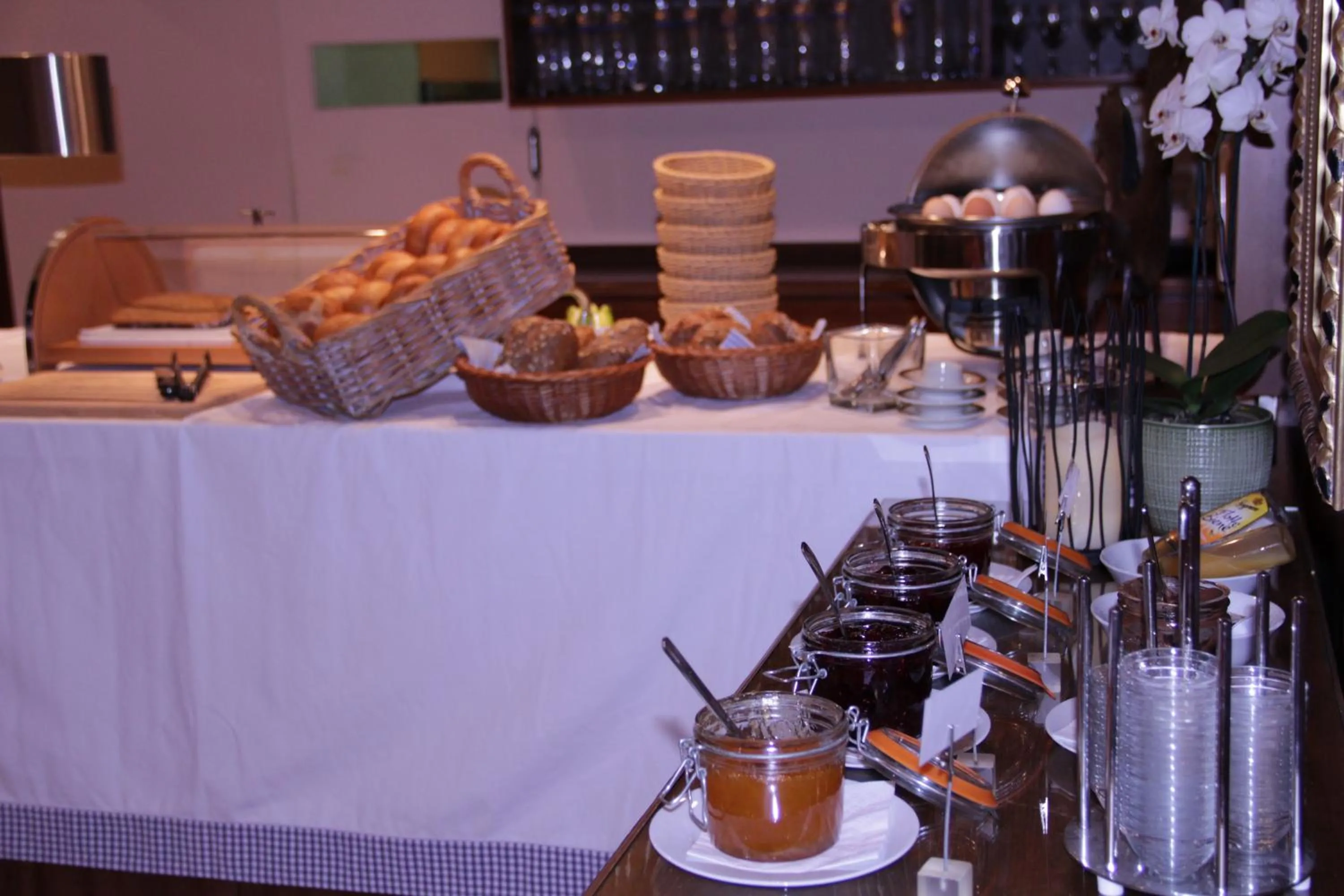 Buffet breakfast in Hotel-Gasthof-Kohlmeier
