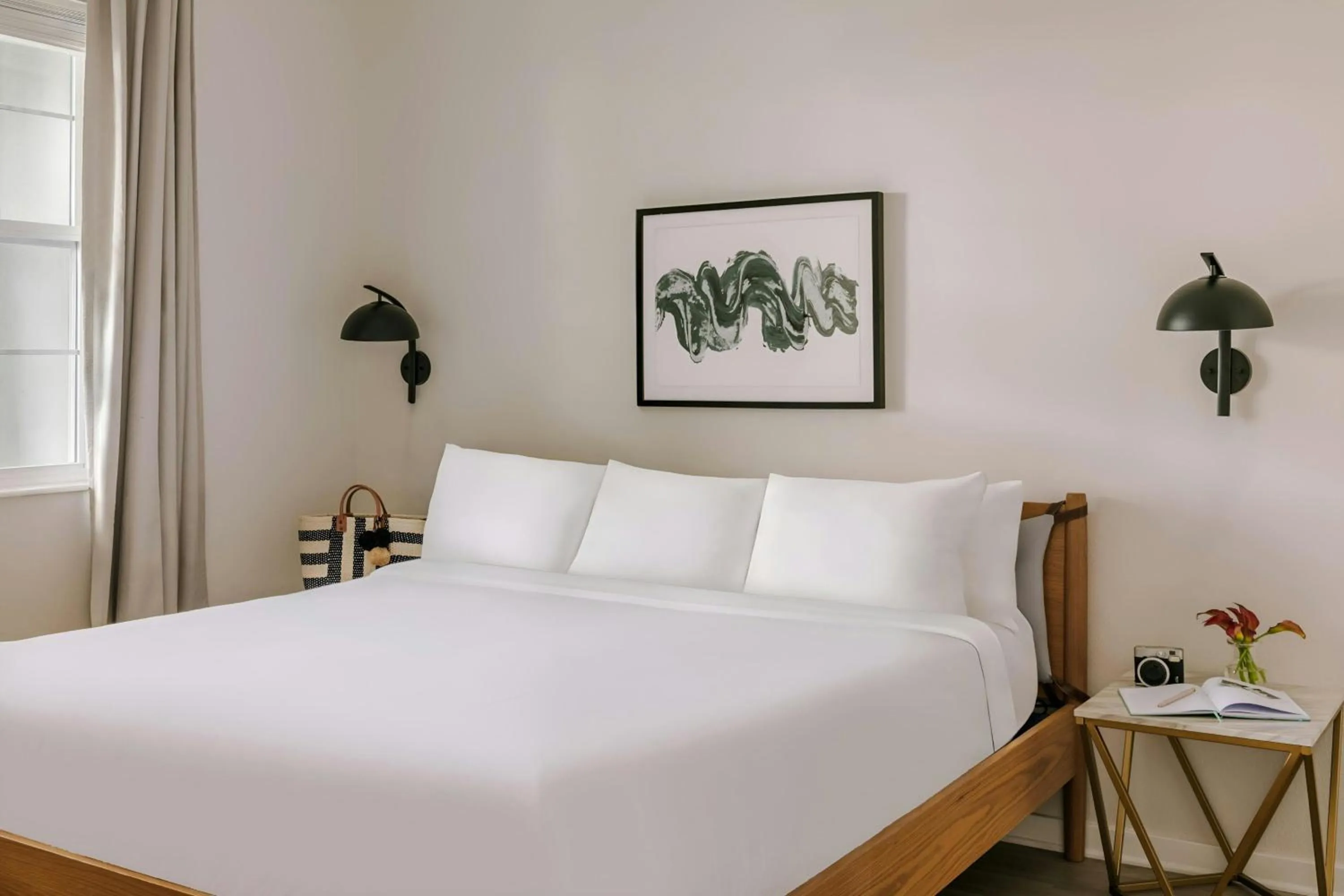 Bedroom, Bed in Sonder by Marriott Bonvoy Vista Cay Apartments