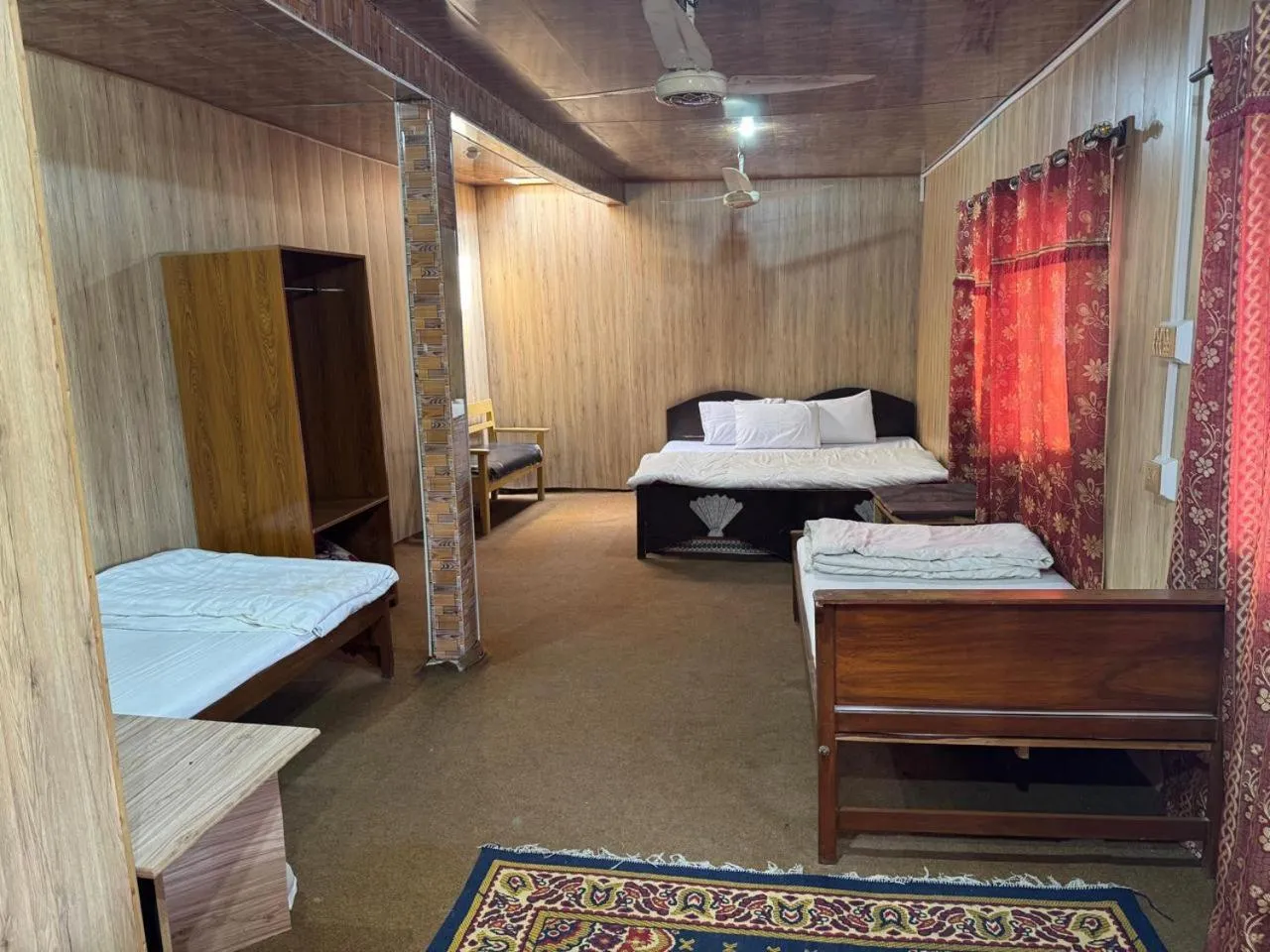 Bed in Tourist Cottage Hunza