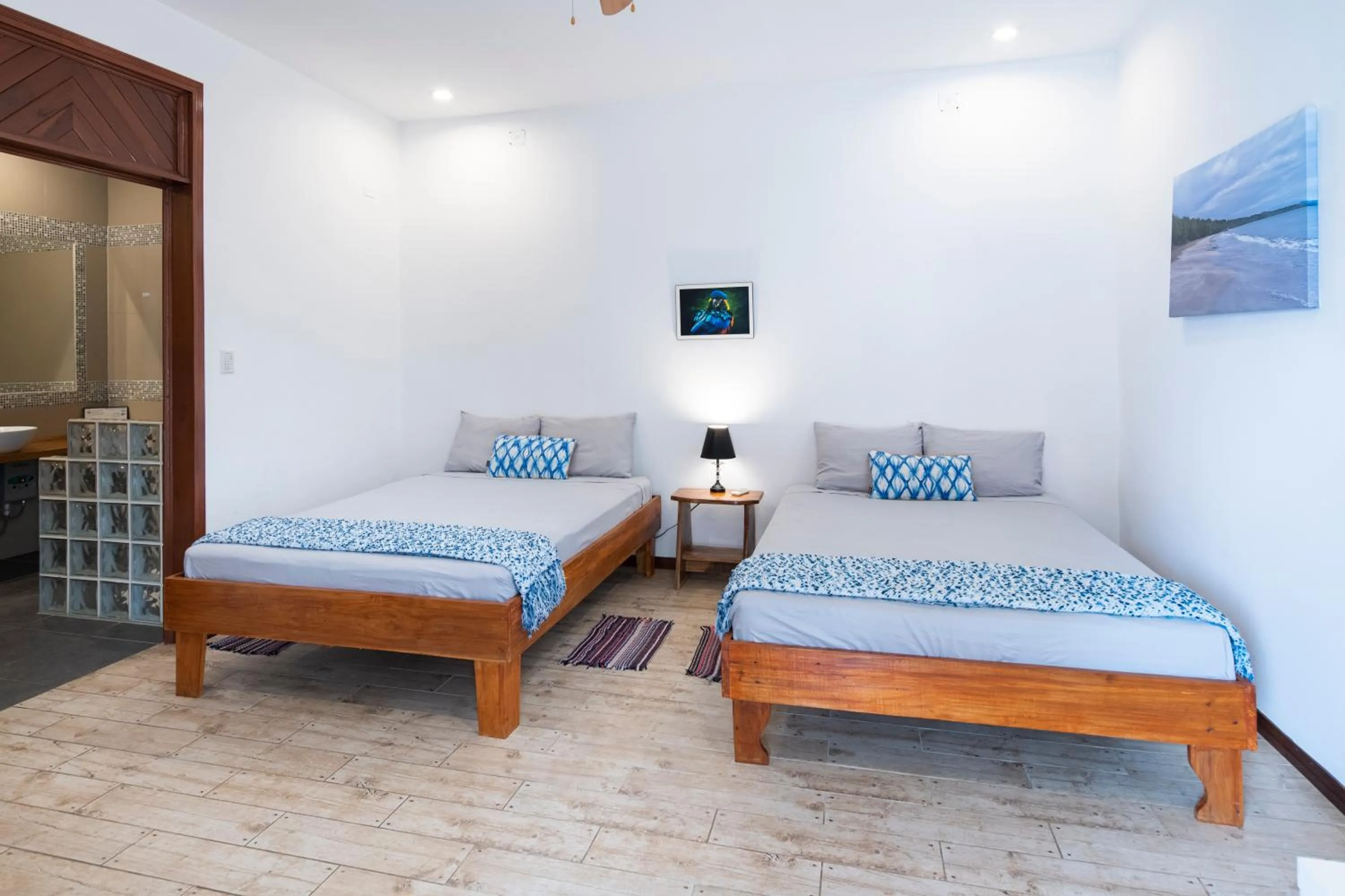 Bed in Pangea Lodge with Shared Pool at the Heart of Manzanillo