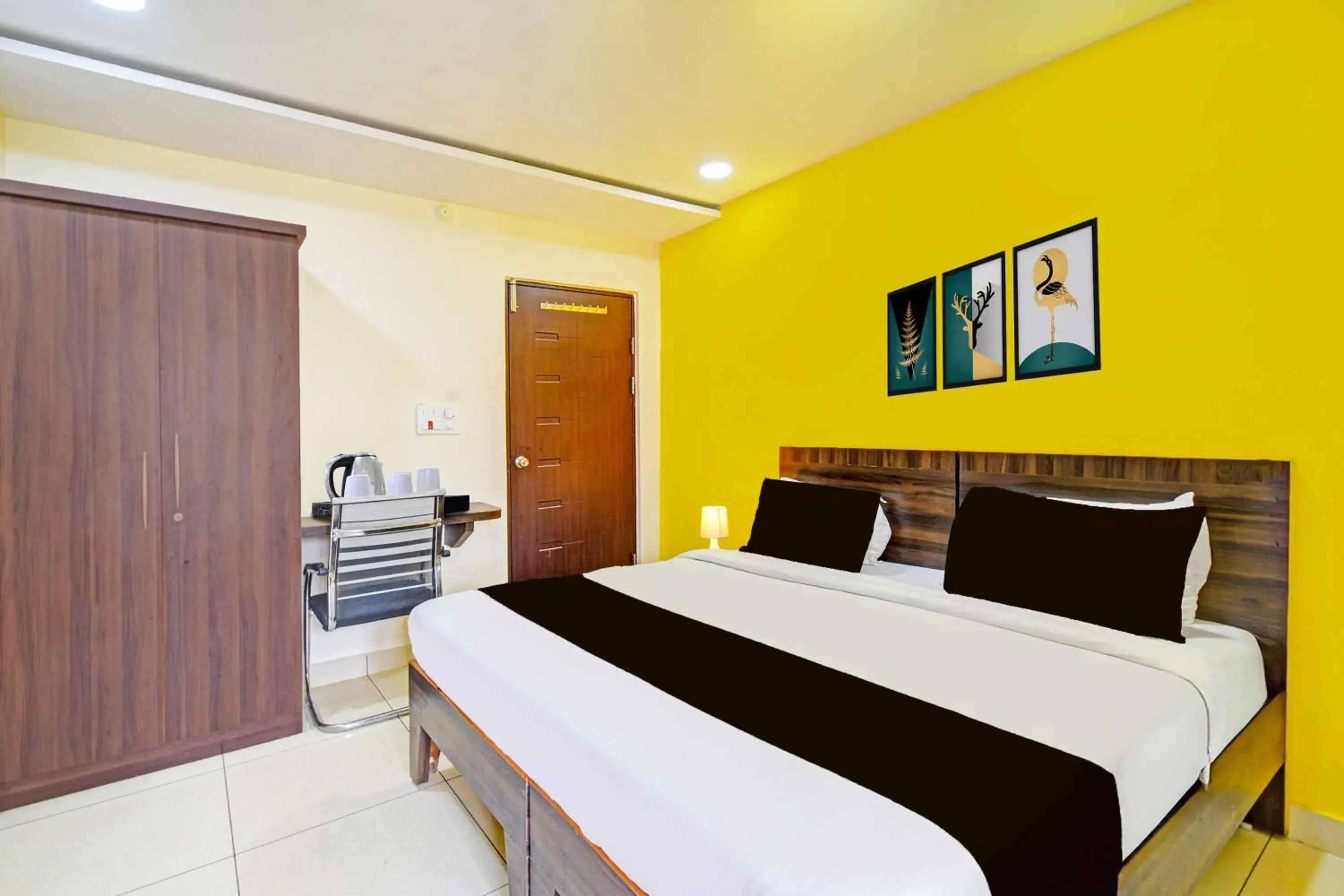 Standard Double Room - single occupancy in Super Hotel O Kondapur Hyderabad Formerly Dunes Inn Standard Double Room - single occupancy in Super Hotel O Kondapur Hyderabad Formerly Dunes Inn