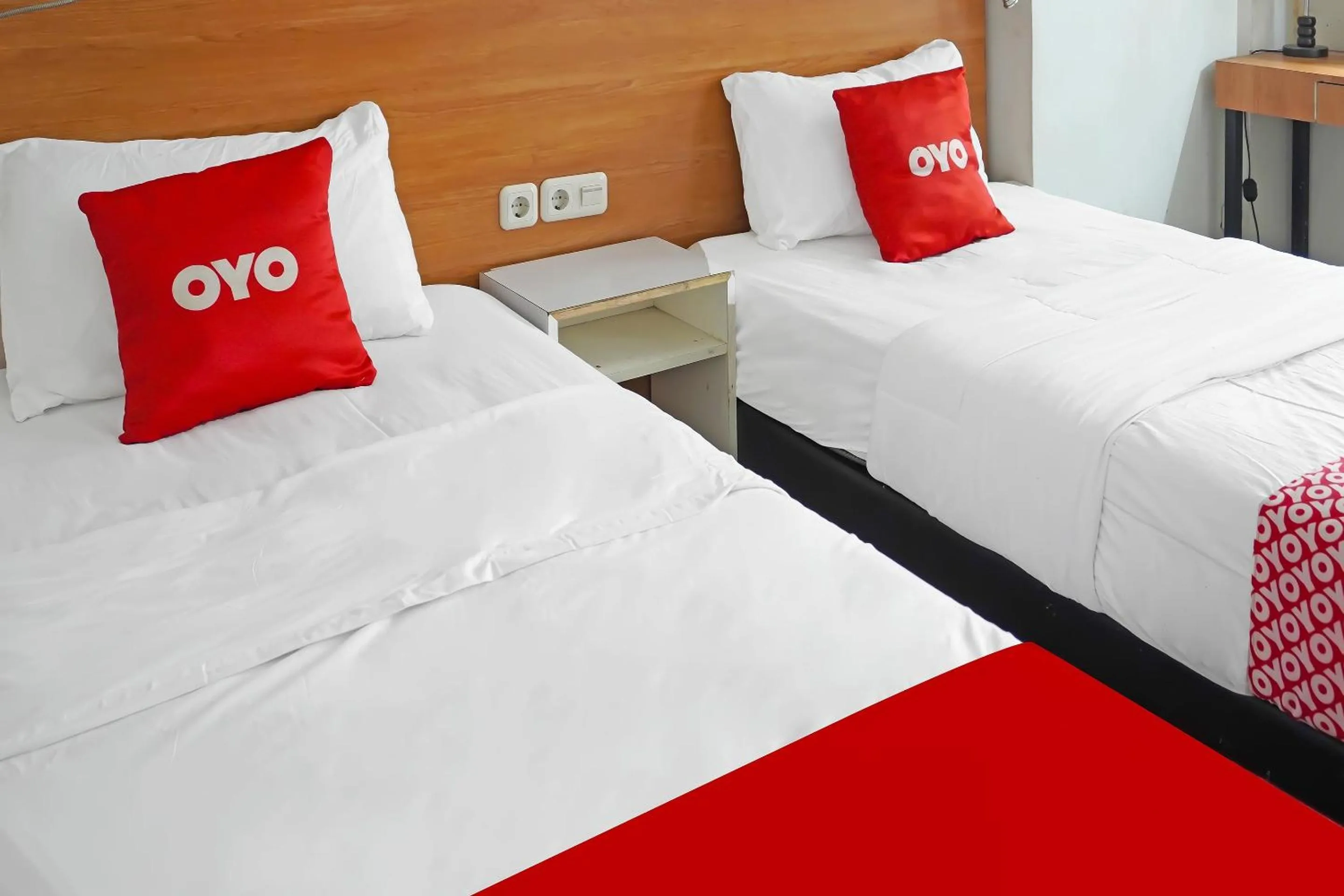 Bedroom in Hotel O Gkitroom