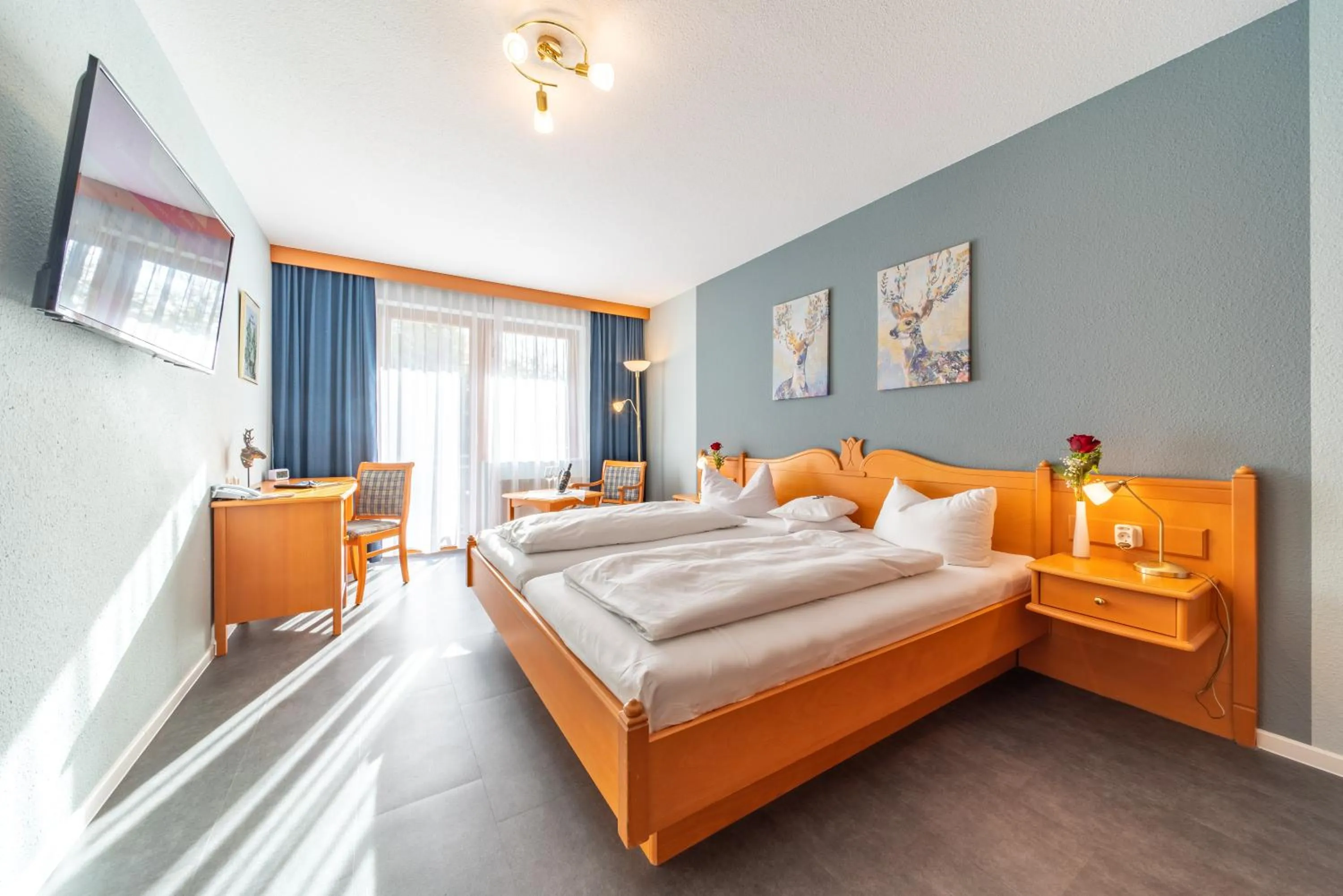 Photo of the whole room, Bed in Landhotel Salmen