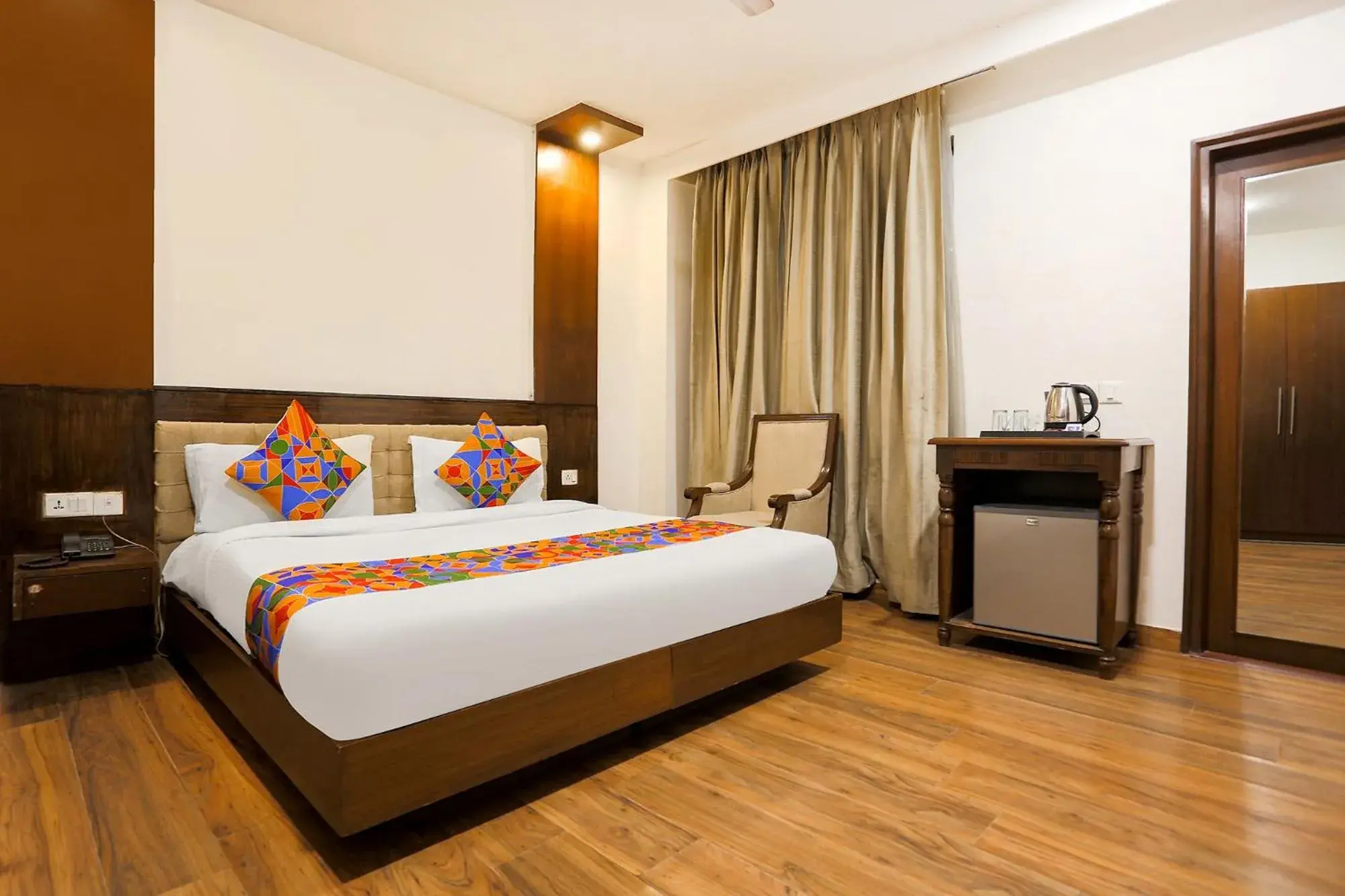 Superior Double Room - single occupancy in FabHotel Heaven In Superior Double Room - single occupancy in FabHotel Heaven In