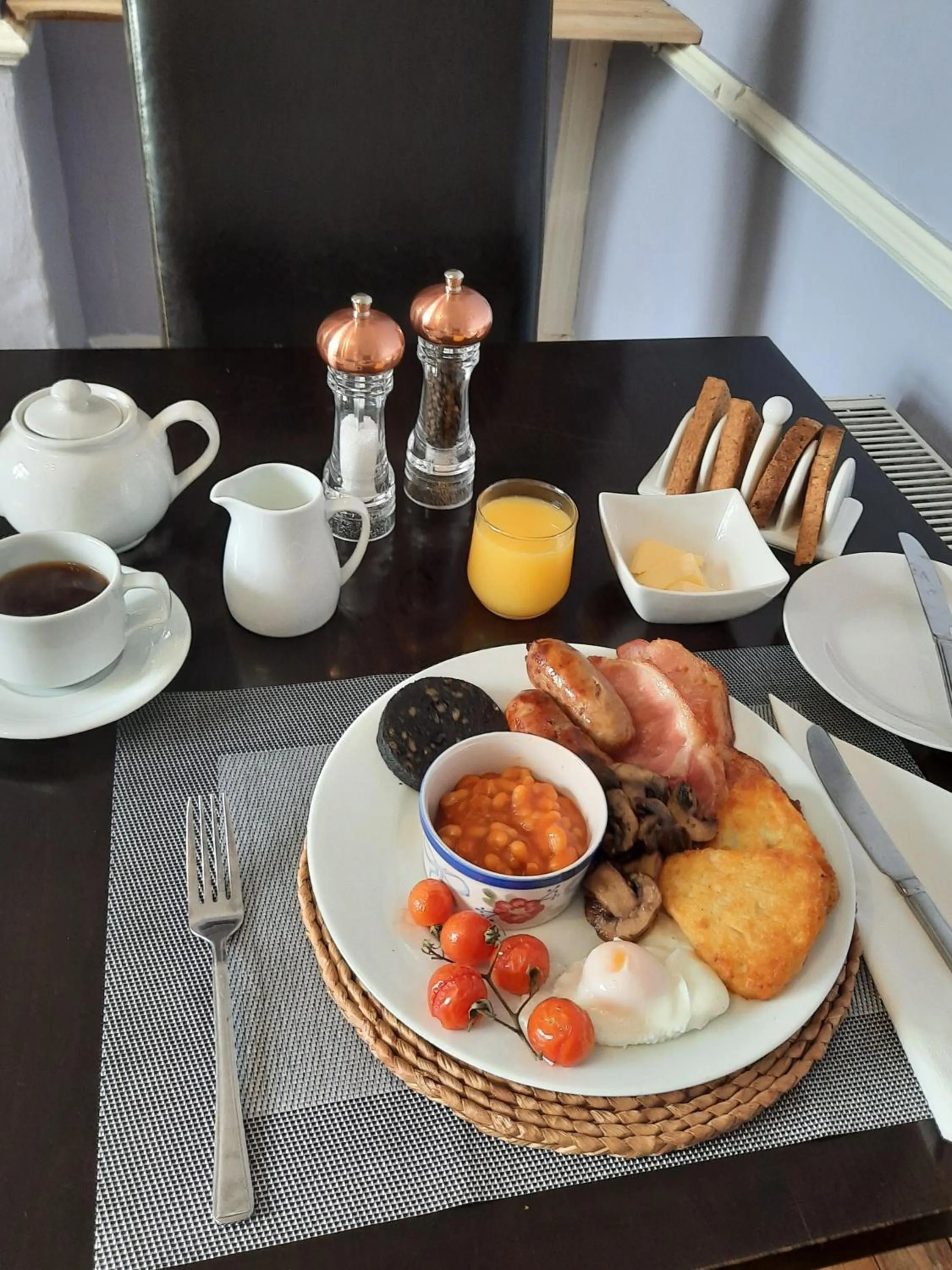 Breakfast in The Swallows B and B