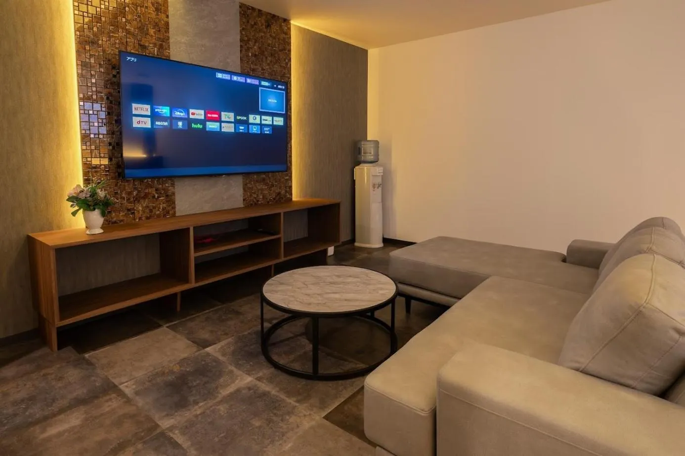 Hotel Xcell Hiroshima Nagarekawa