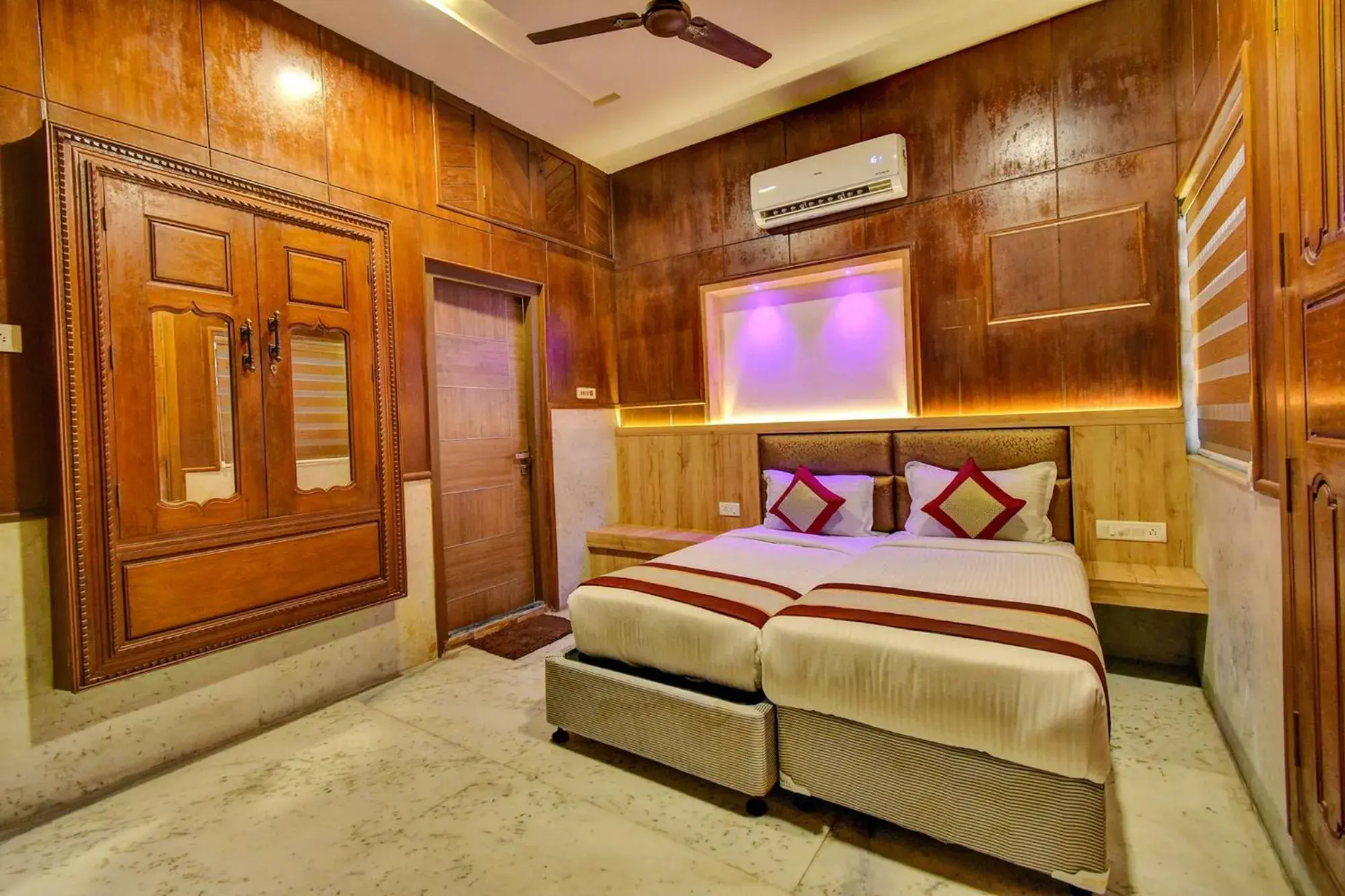Bedroom, Bed in FabHotel Nestlay Rooms Airport - Nr Chennai International Airport Bedroom, Bed in FabHotel Nestlay Rooms Airport - Nr Chennai International Airport