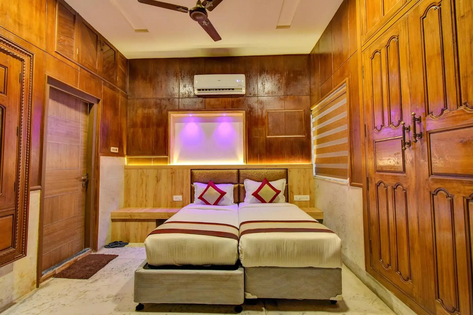 Bedroom, Bed in FabHotel Nestlay Rooms Airport - Nr Chennai International Airport Bedroom, Bed in FabHotel Nestlay Rooms Airport - Nr Chennai International Airport