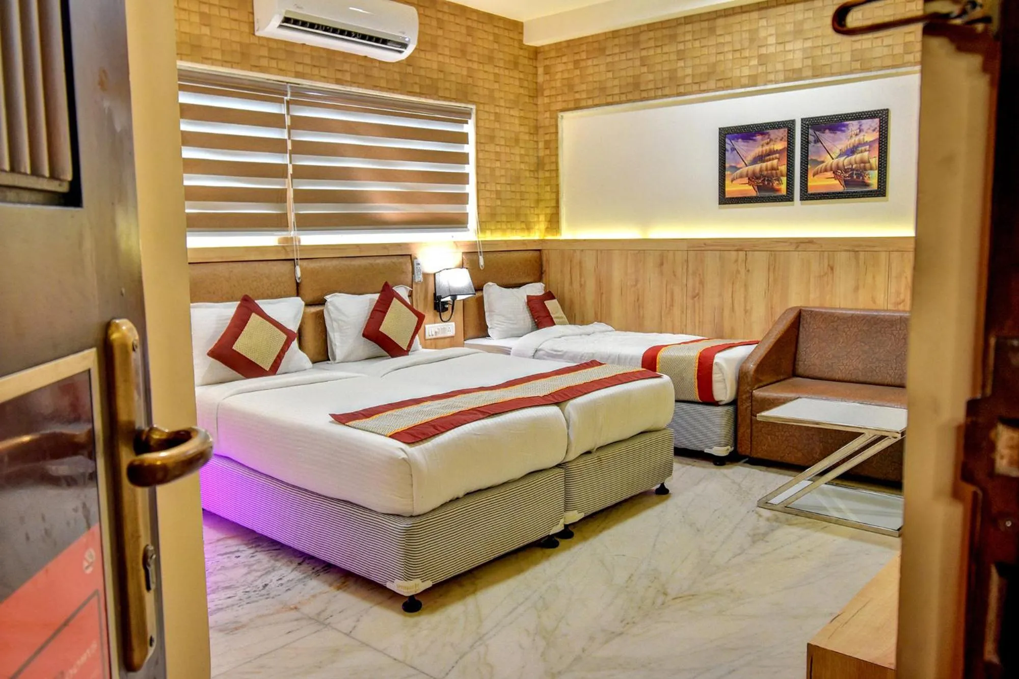 Bedroom, Bed in FabHotel Nestlay Rooms Airport - Nr Chennai International Airport