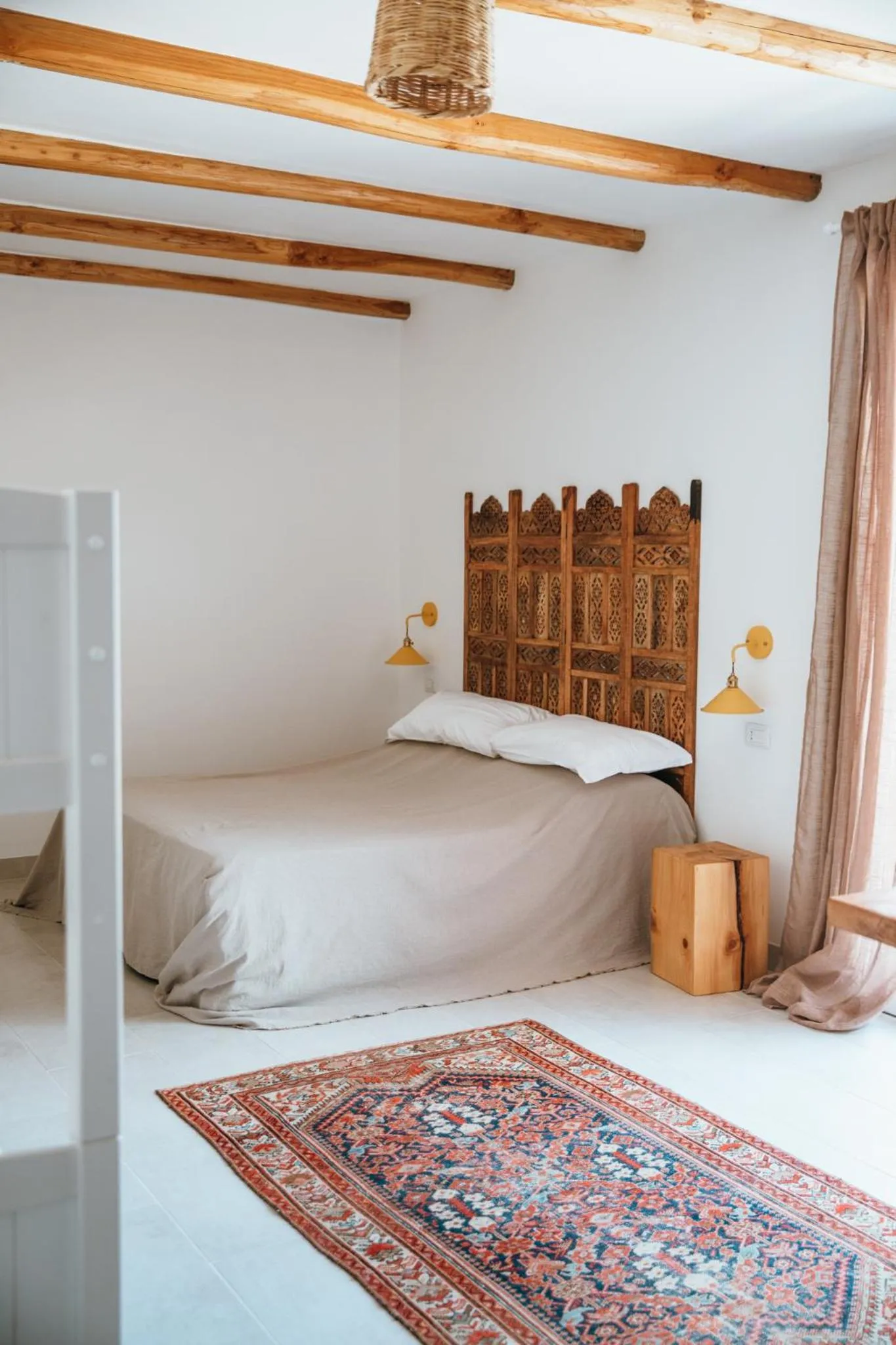Bedroom, Bed in LUCCICAMARE family-run BeB