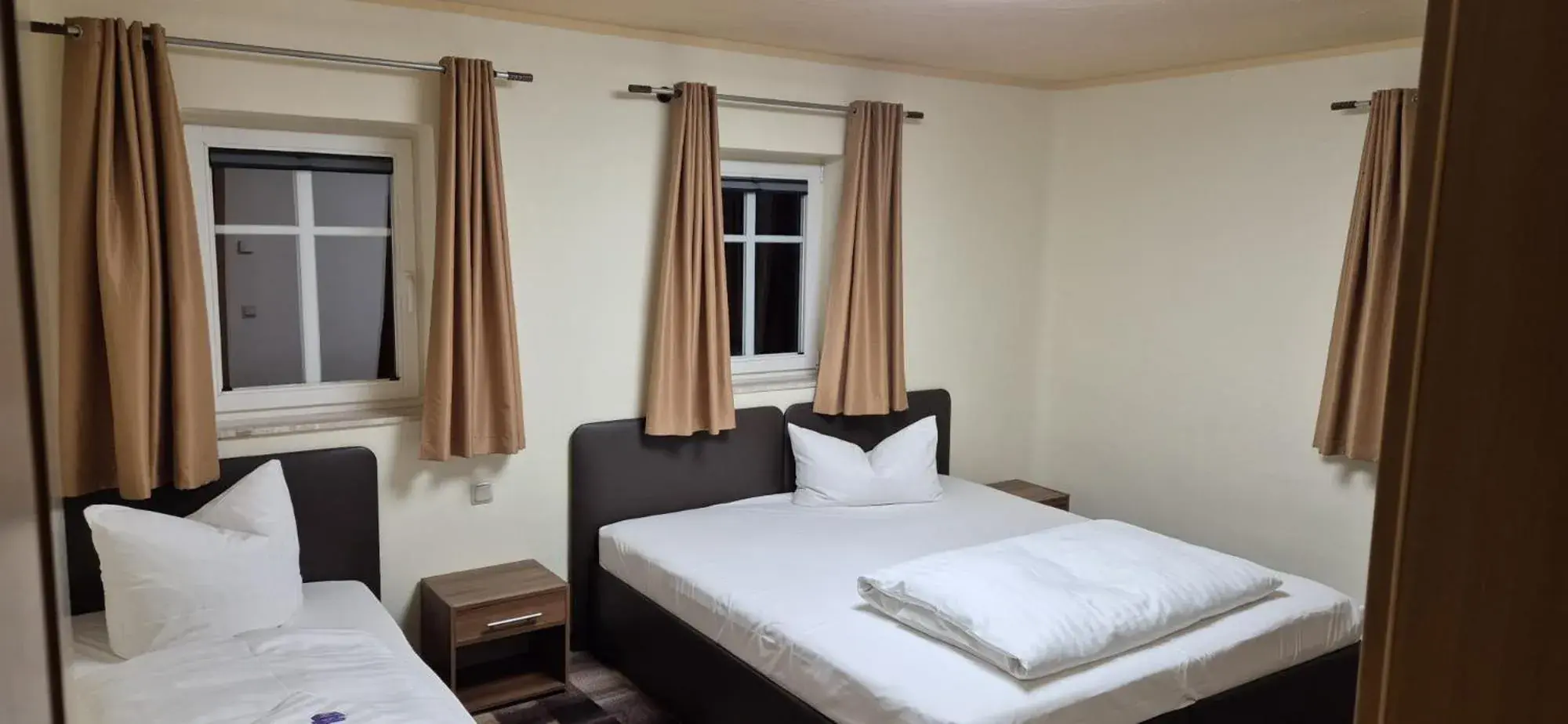 Bedroom, Bed in Landhotel Thürmchen Bedroom, Bed in Landhotel Thürmchen