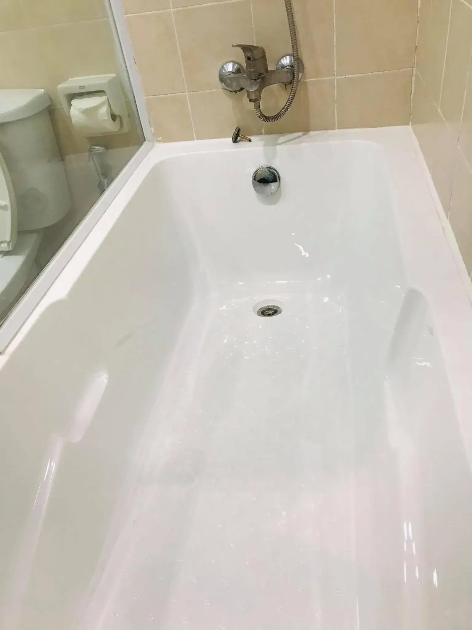 Deluxe King Room in PTK BEACH Deluxe King Room in PTK BEACH