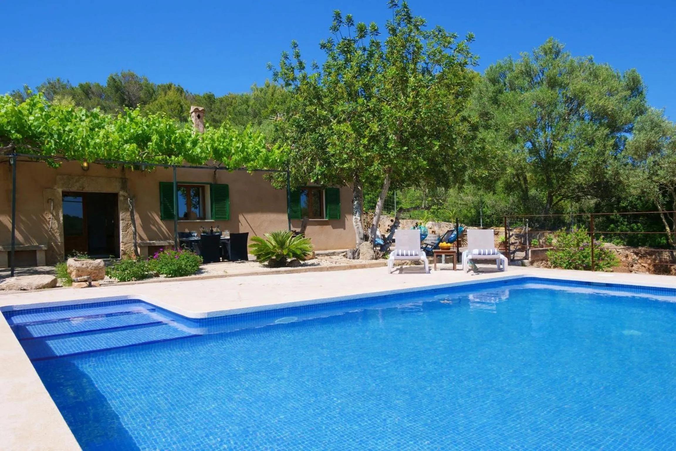 Villa with Garden View in Son Fornes