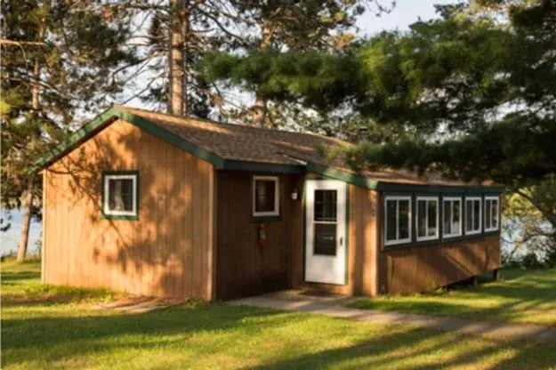 Riverside Point Resort