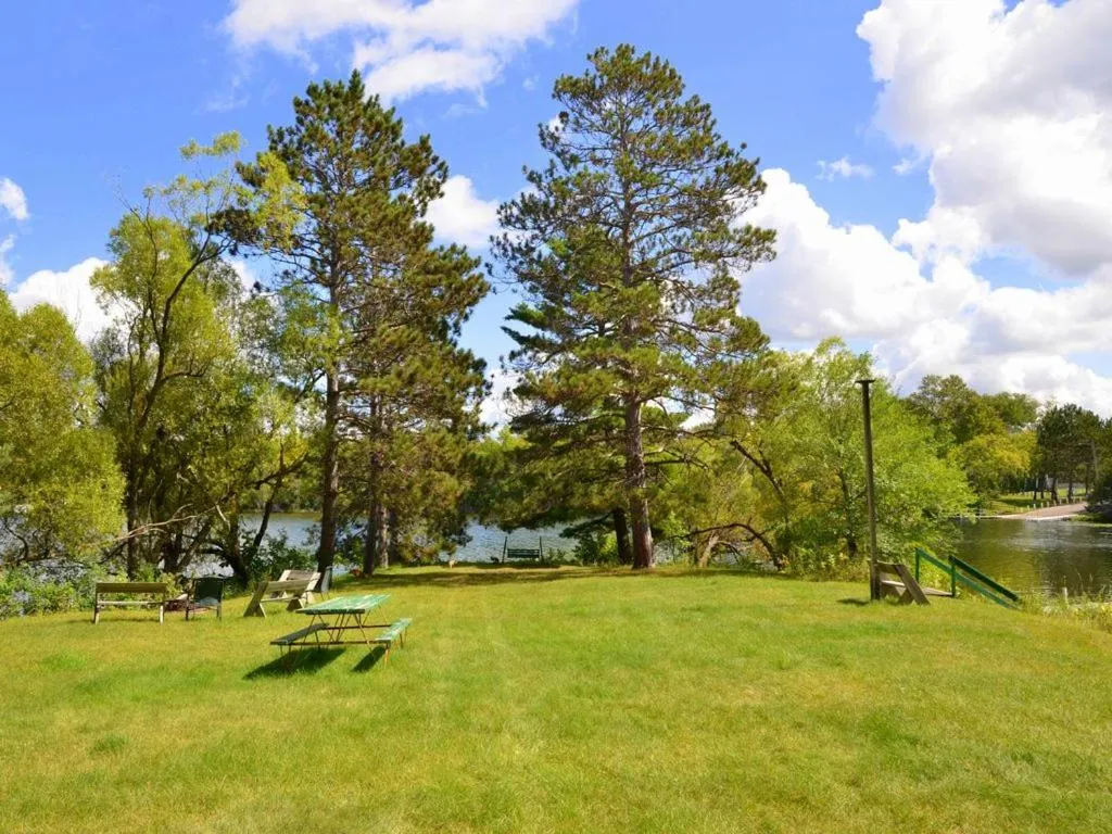 Riverside Point Resort