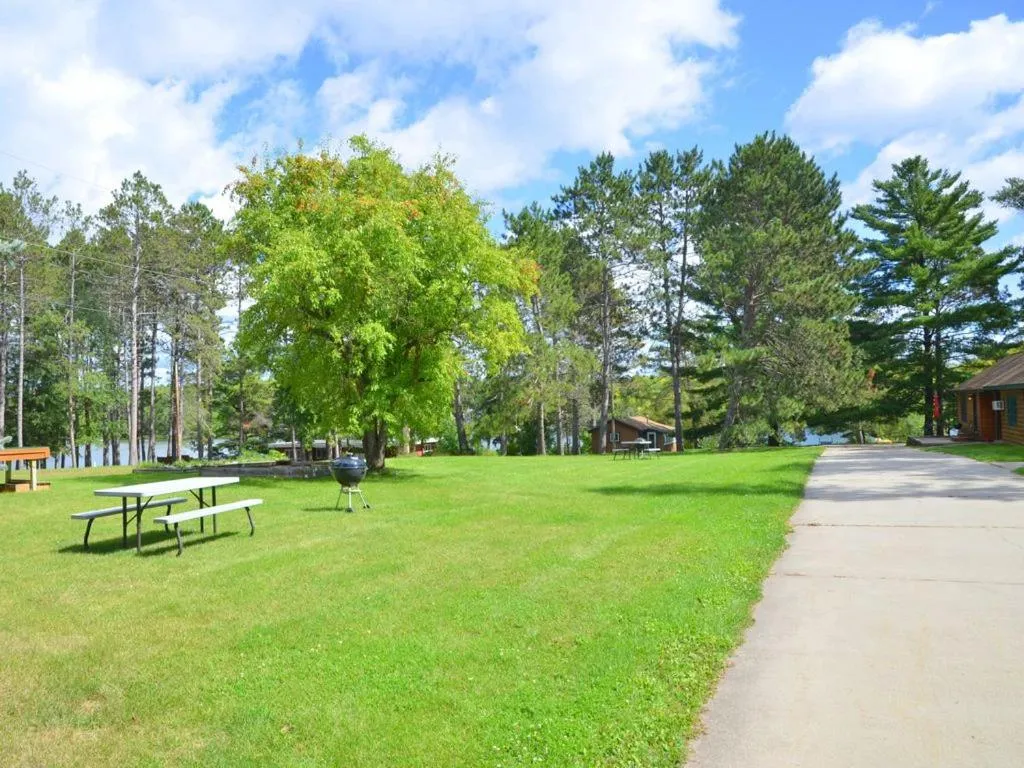 Riverside Point Resort