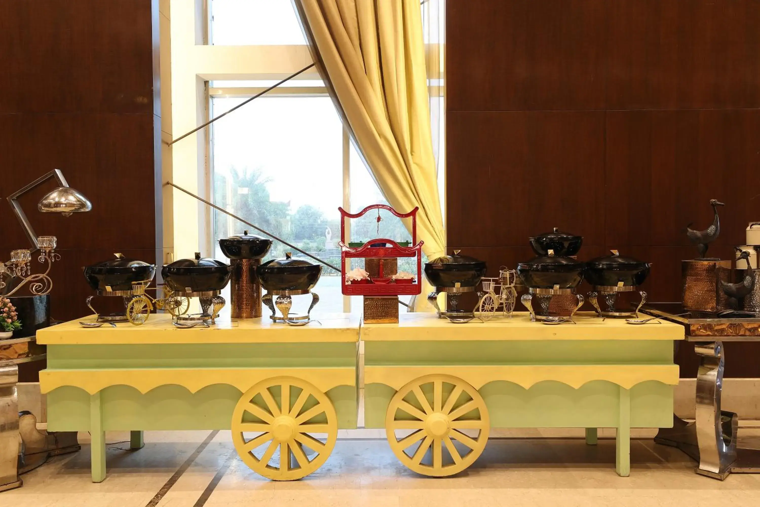 Food in Tivoli Royal Palace Food in Tivoli Royal Palace