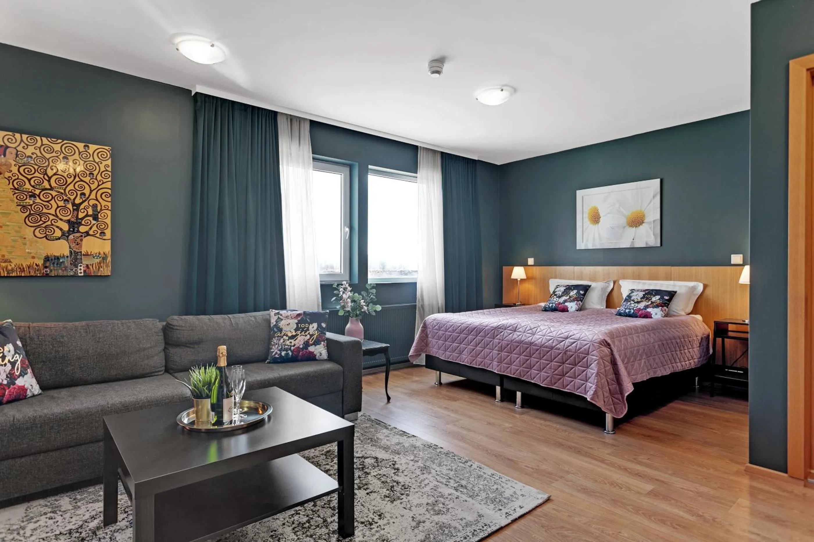 Photo of the whole room, Bed in Hotel Kvika