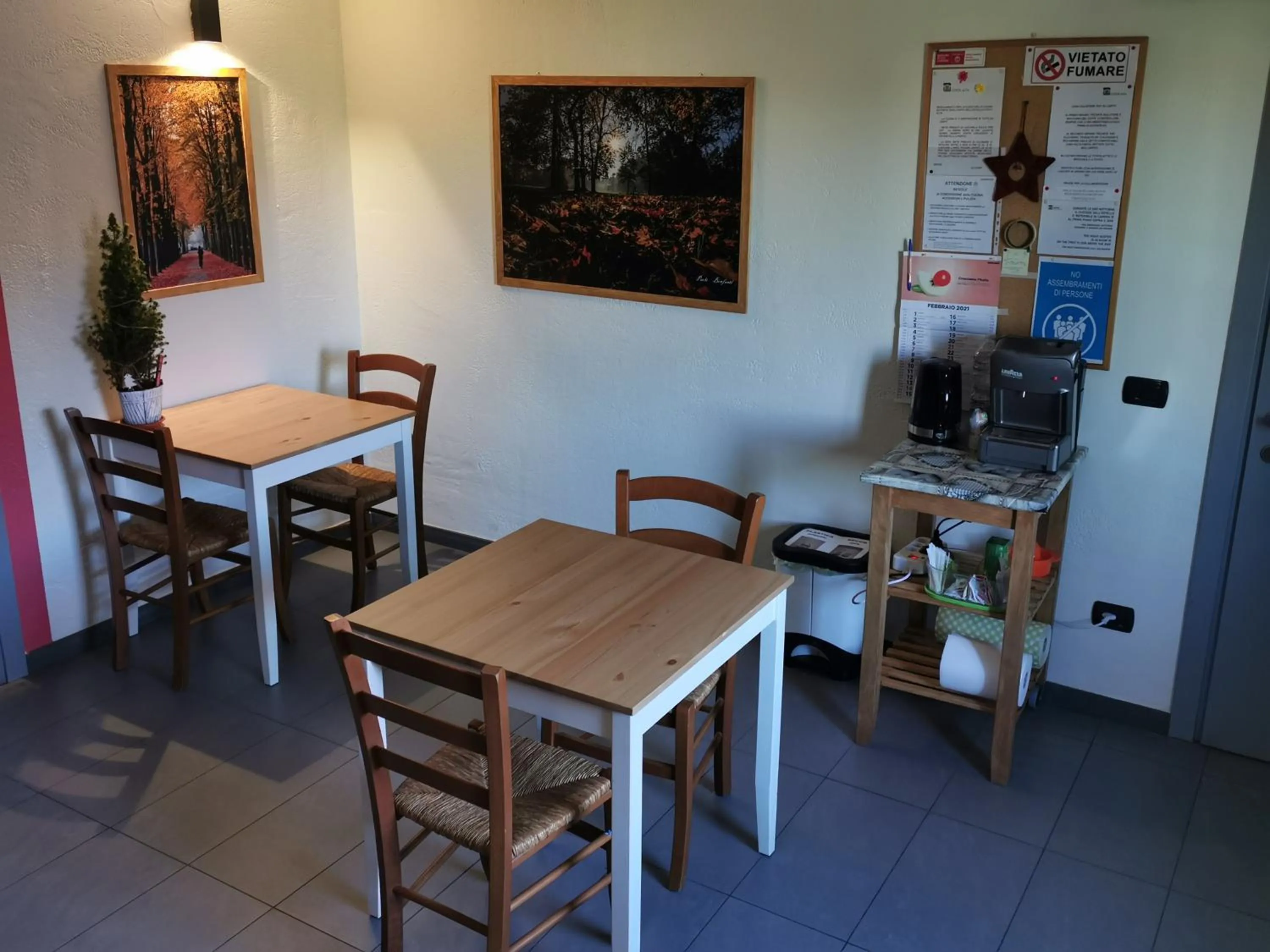 Kitchen or kitchenette in B&B e Ostello, Parco di Monza, CASCINA COSTA ALTA