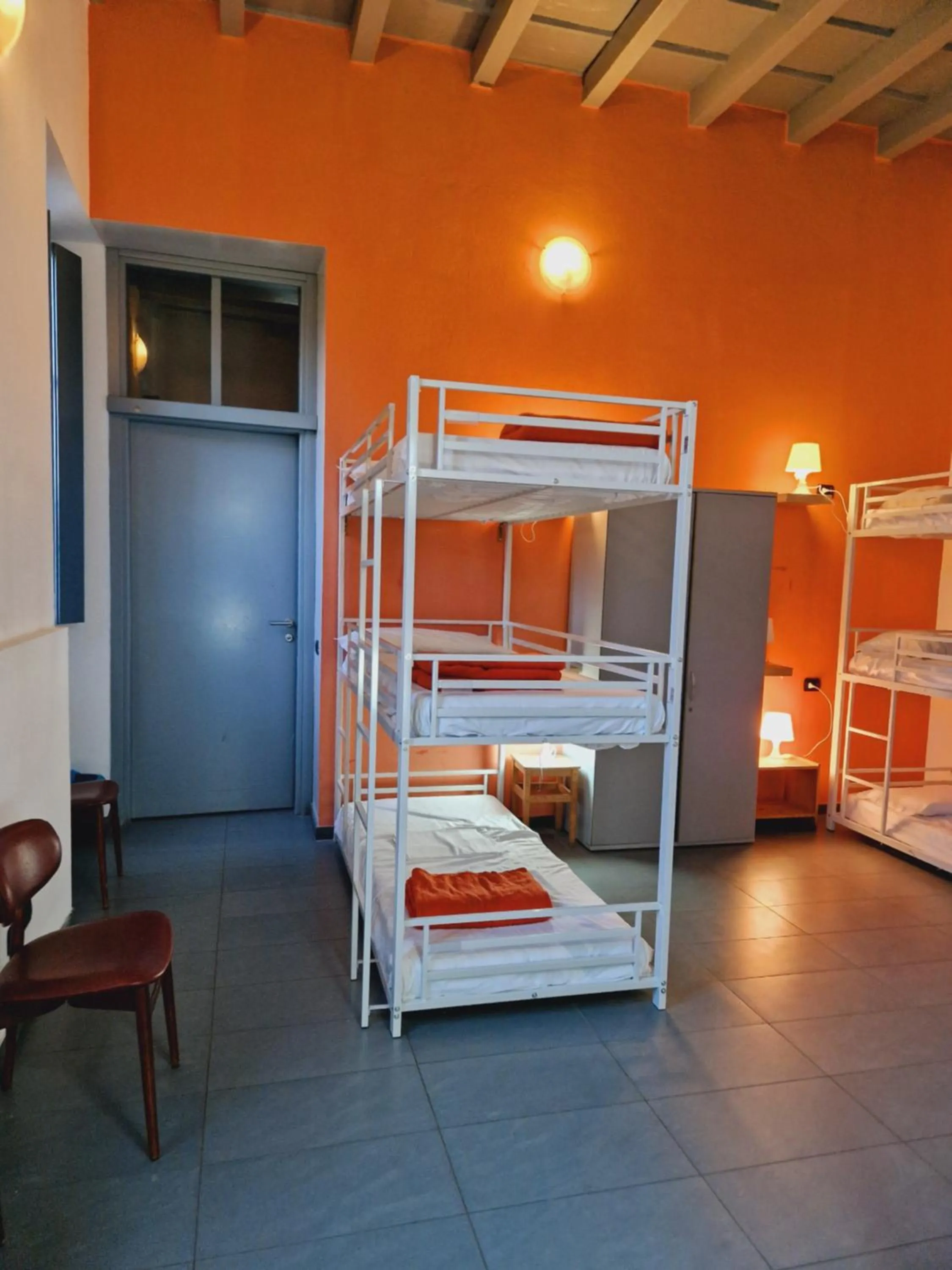 Bed in B&B e Ostello, Parco di Monza, CASCINA COSTA ALTA