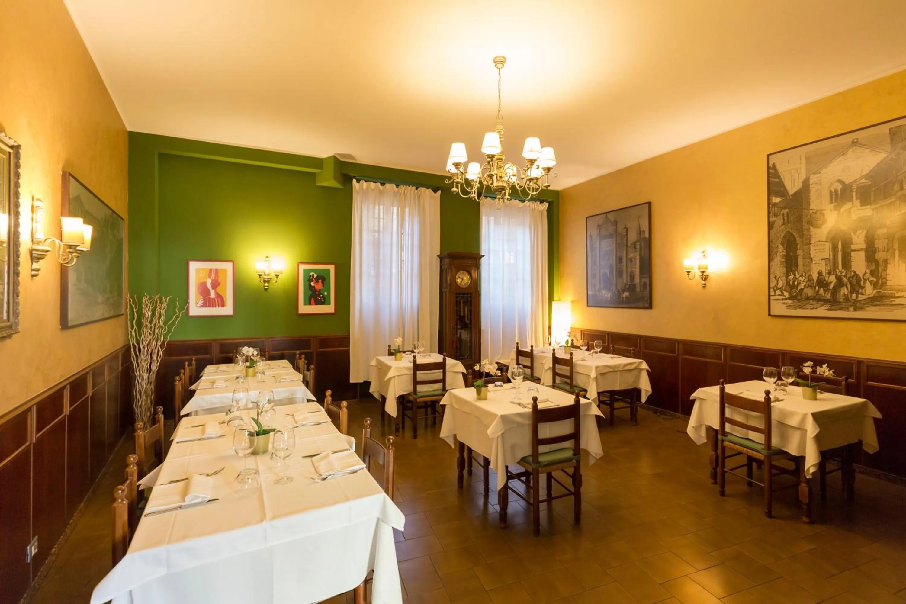 Restaurant/places to eat in Antica Trattoria dell'Uva