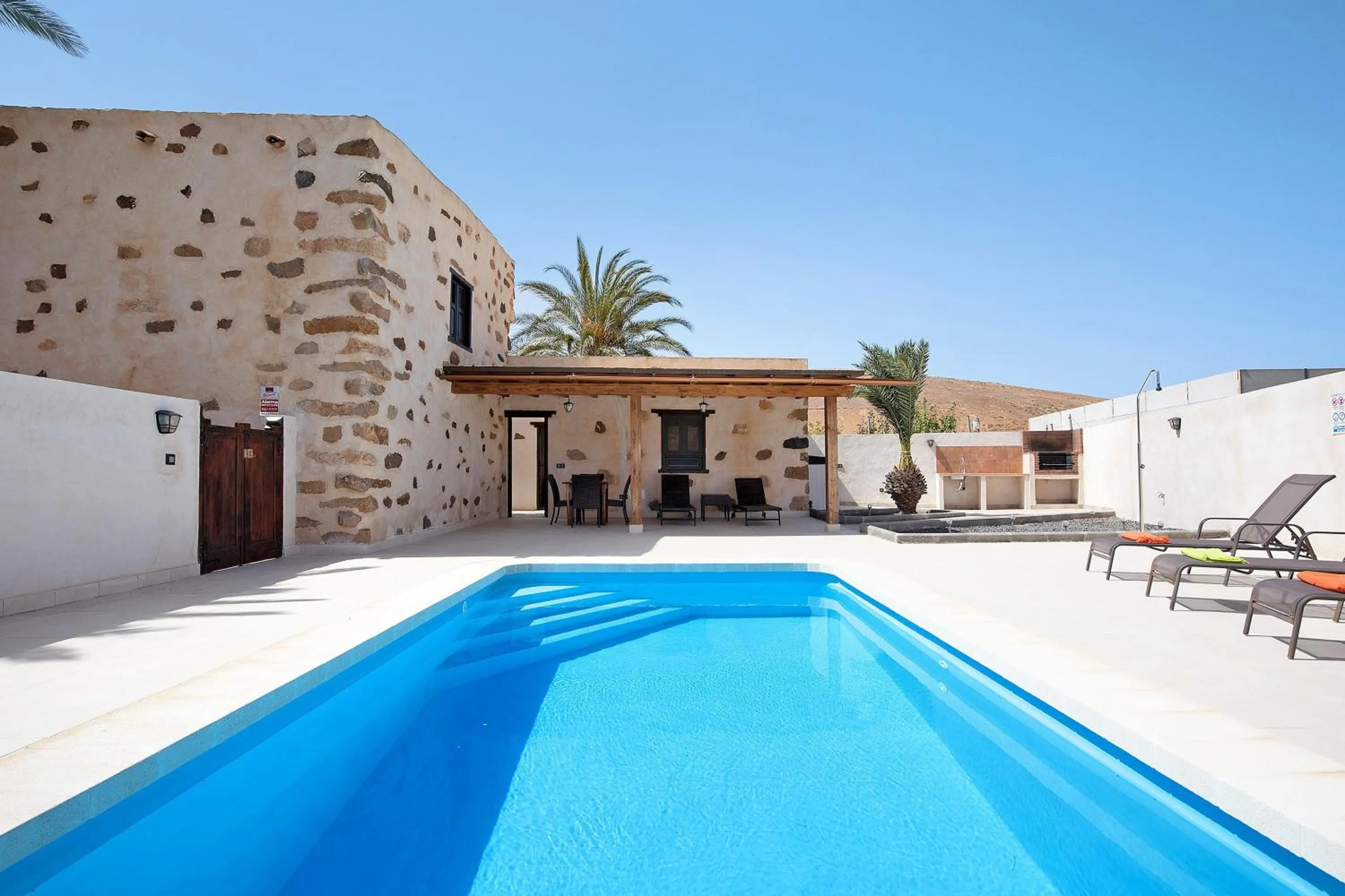Two-Bedroom House in Casa Rural Andresito