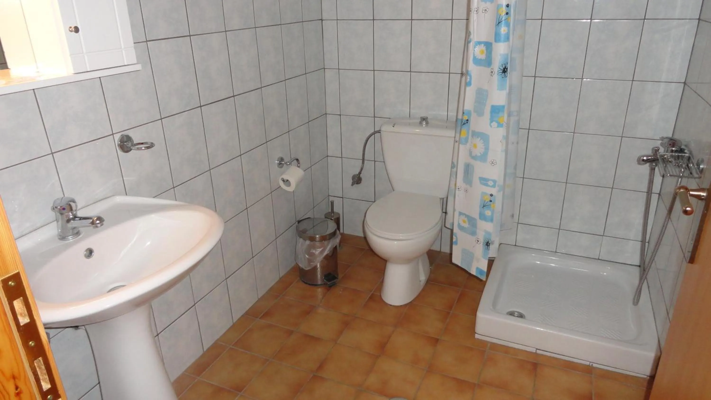 Bathroom in Hotel Kastro