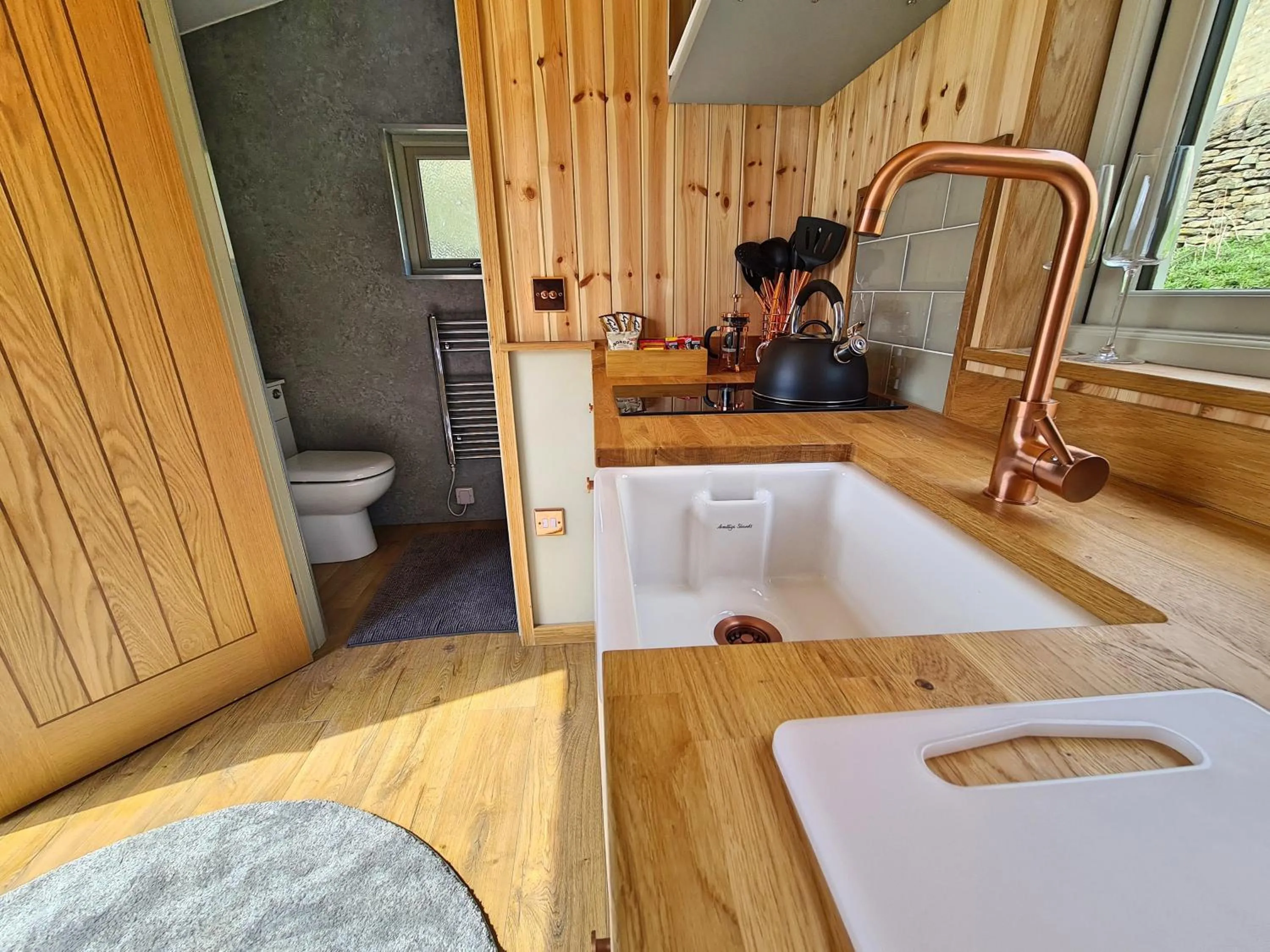 Peak District Shepherds Hut