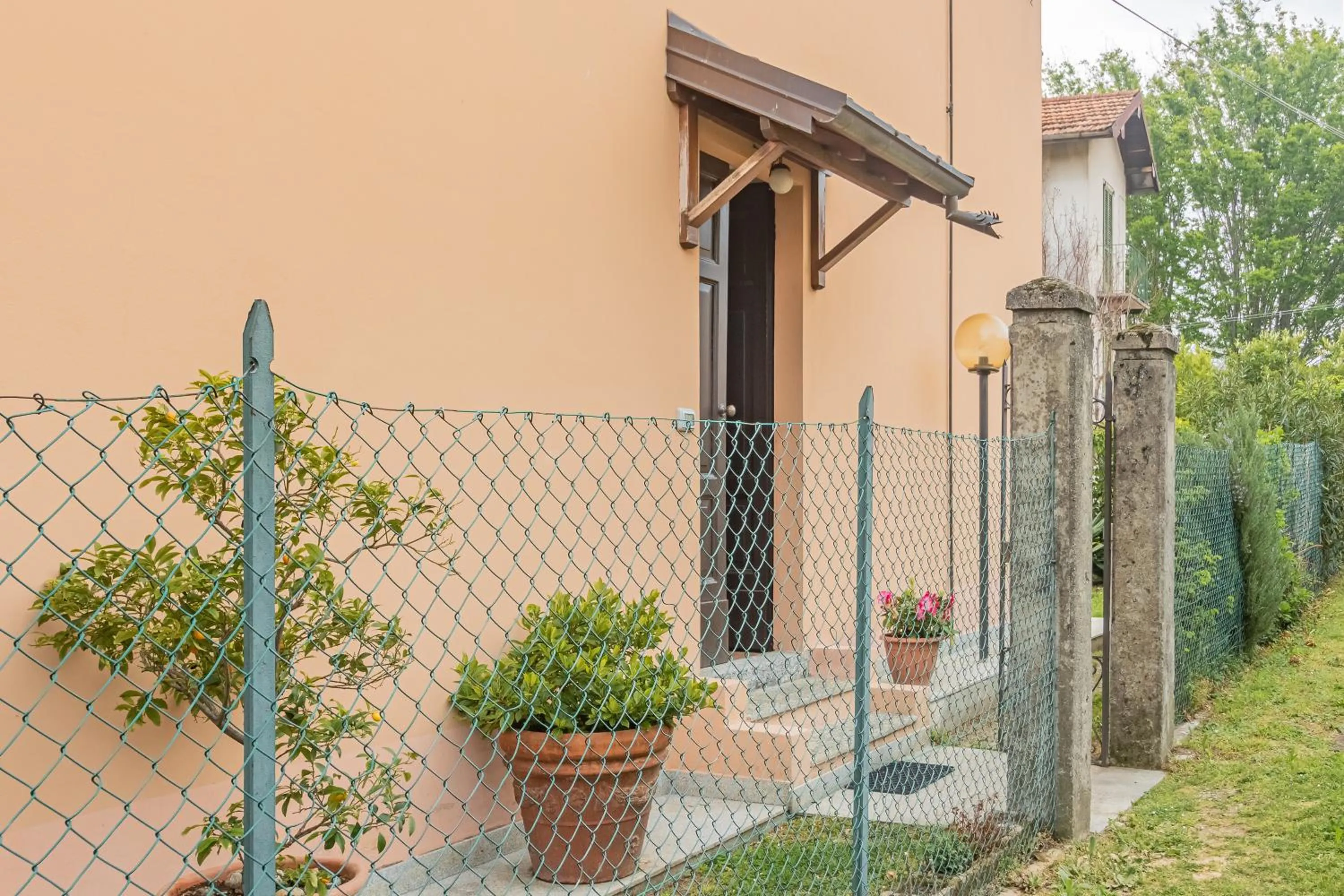 Pescallo Garden Retreat