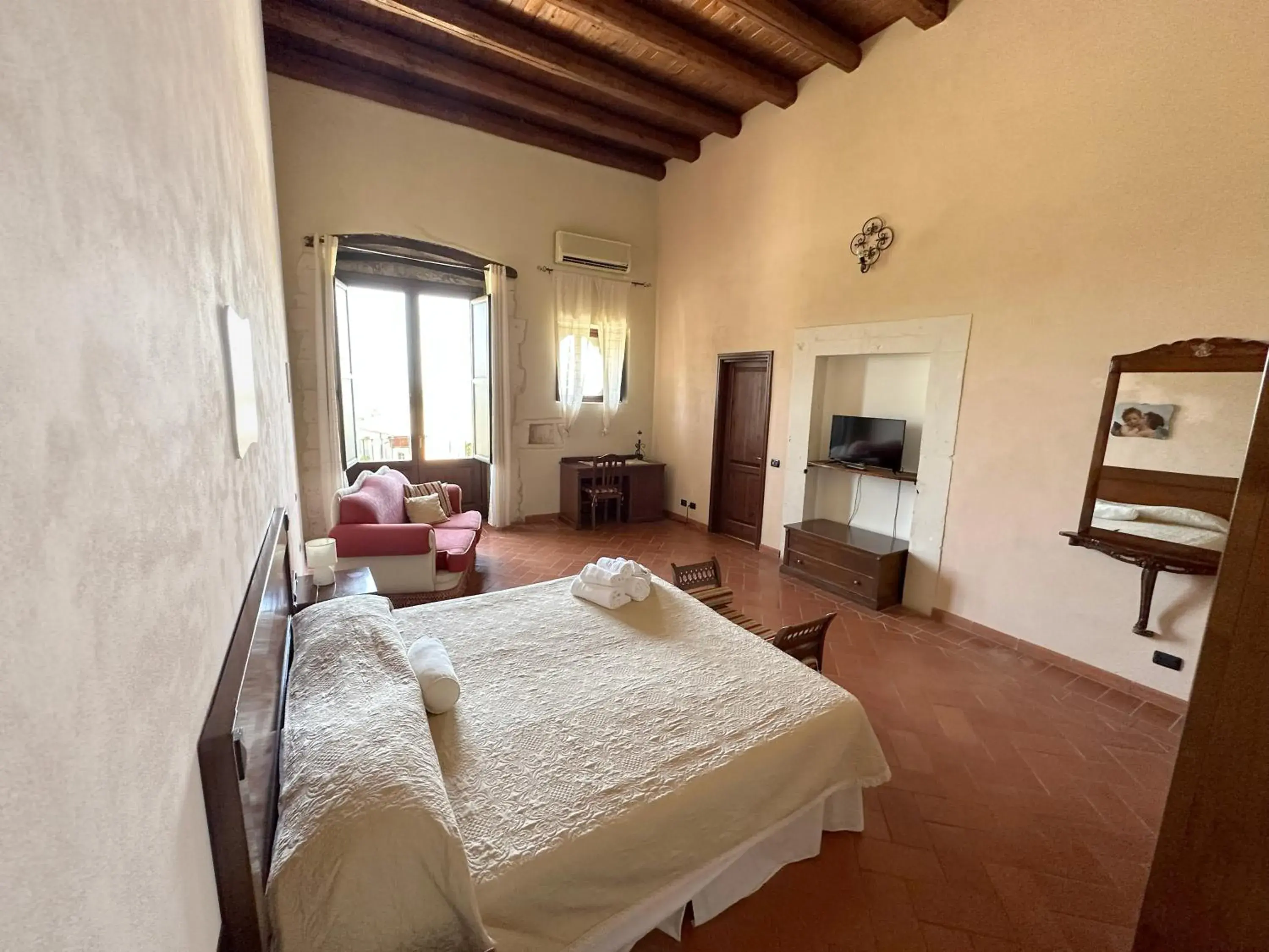 Junior Suite in Hotel Lady Lusya Junior Suite in Hotel Lady Lusya