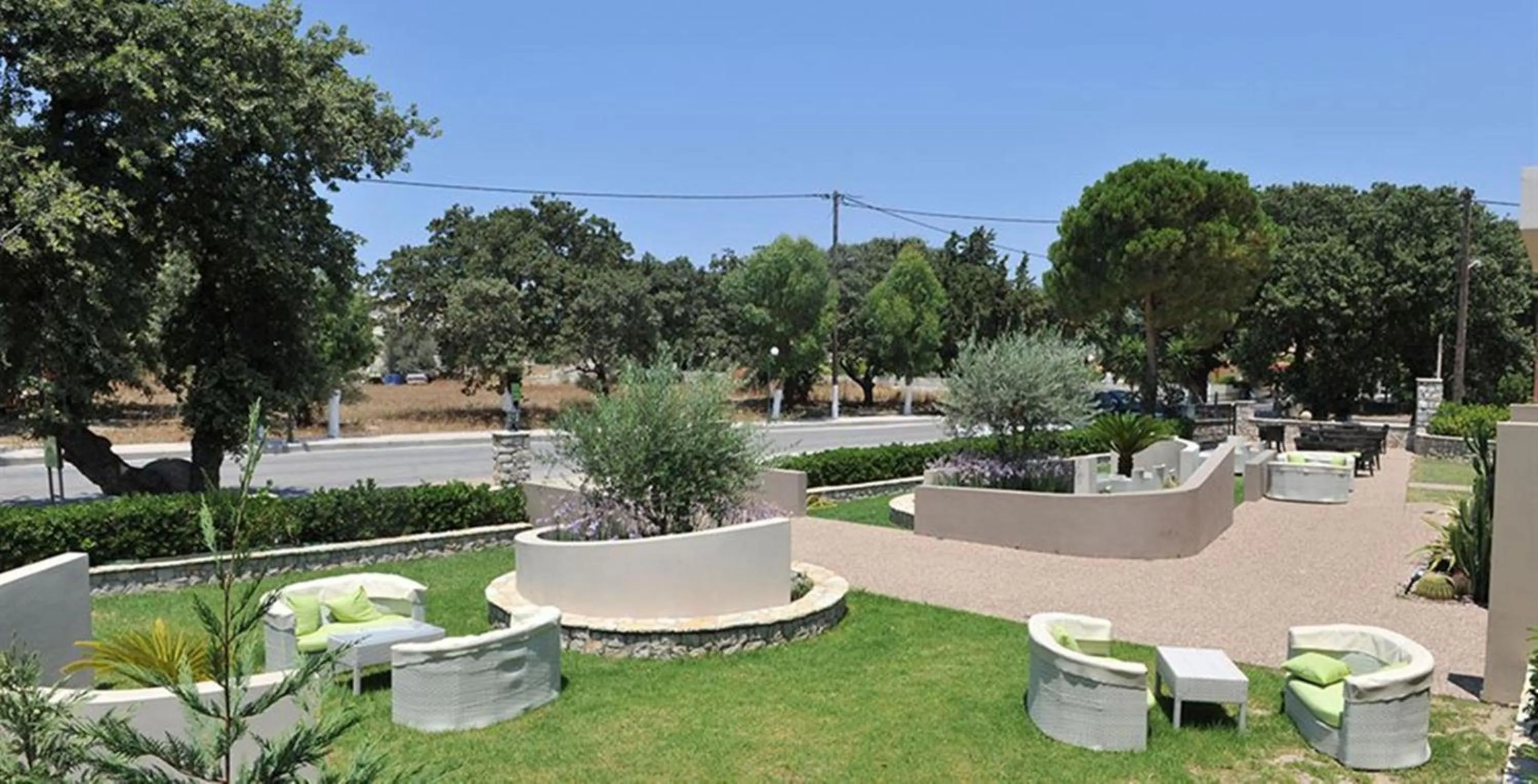 Garden in Santa Helena Hotel