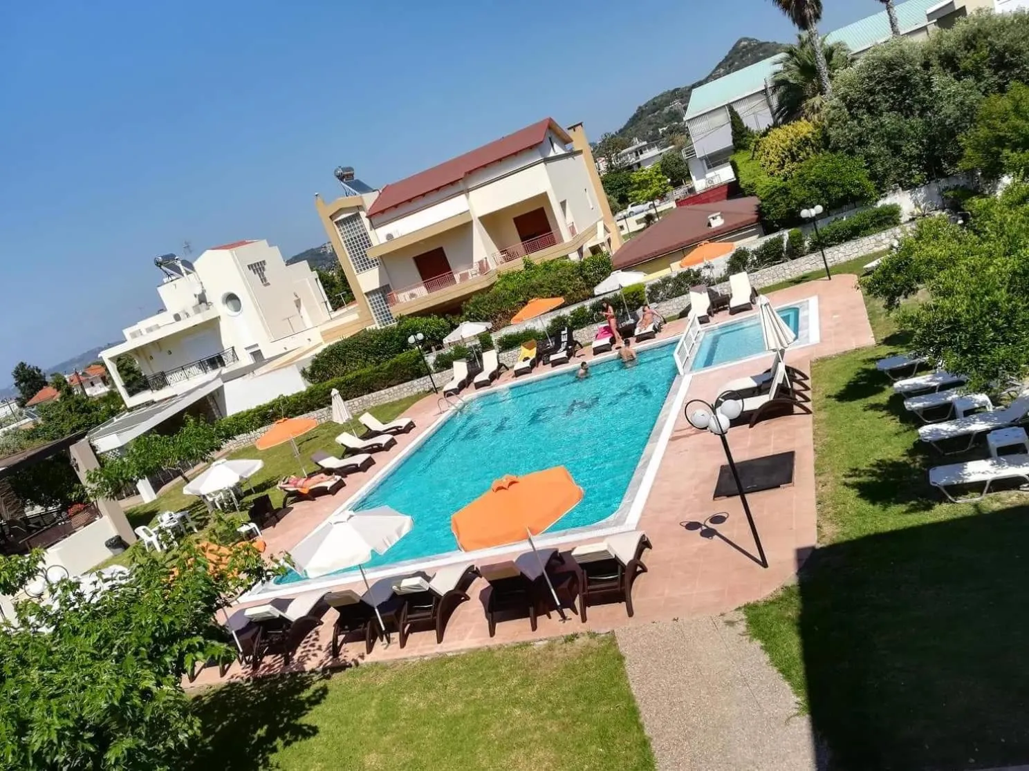 Swimming pool in Santa Helena Hotel
