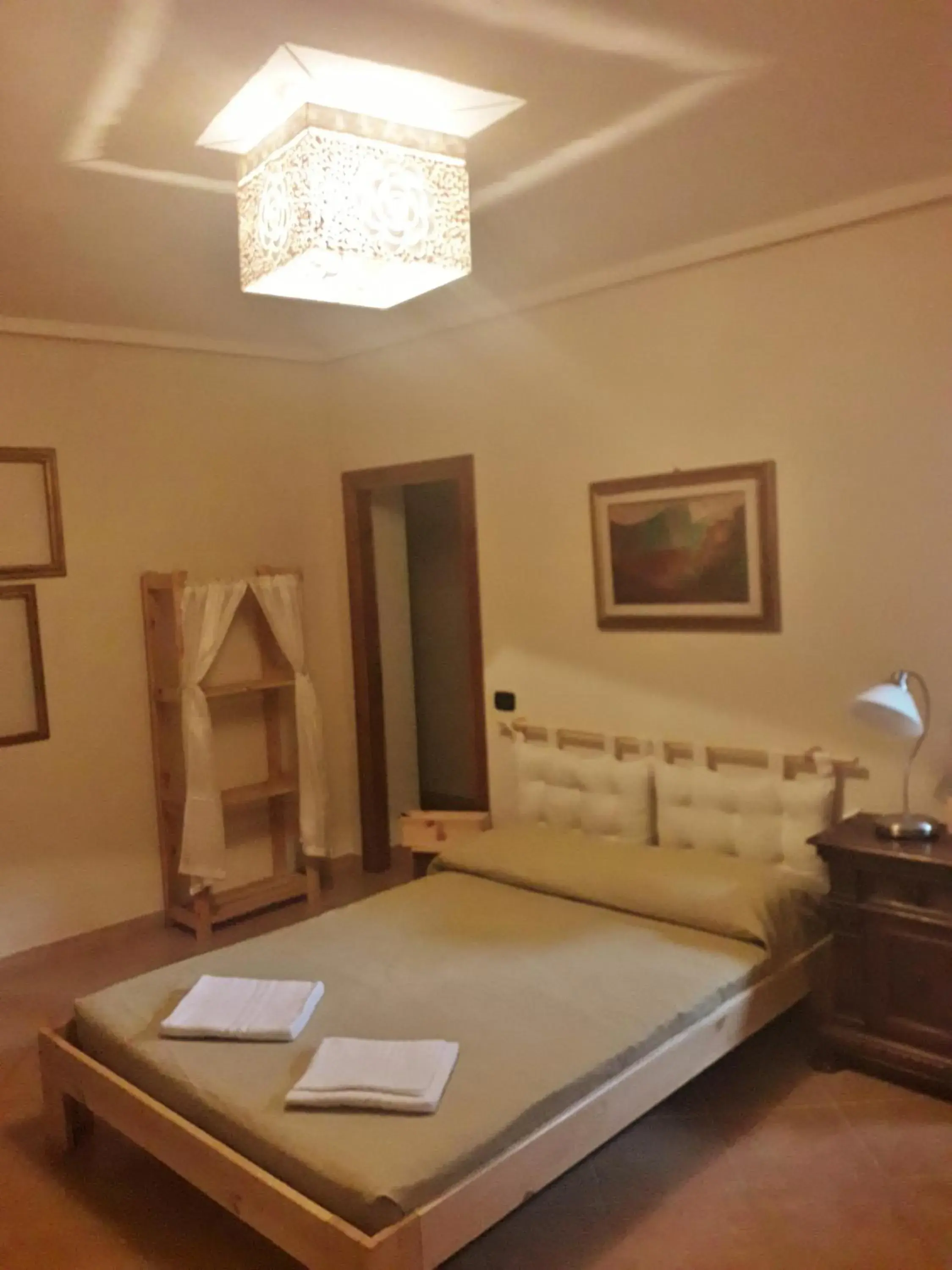 Double Room with Private Bathroom in B&B la casa di fuori porta Double Room with Private Bathroom in B&B la casa di fuori porta