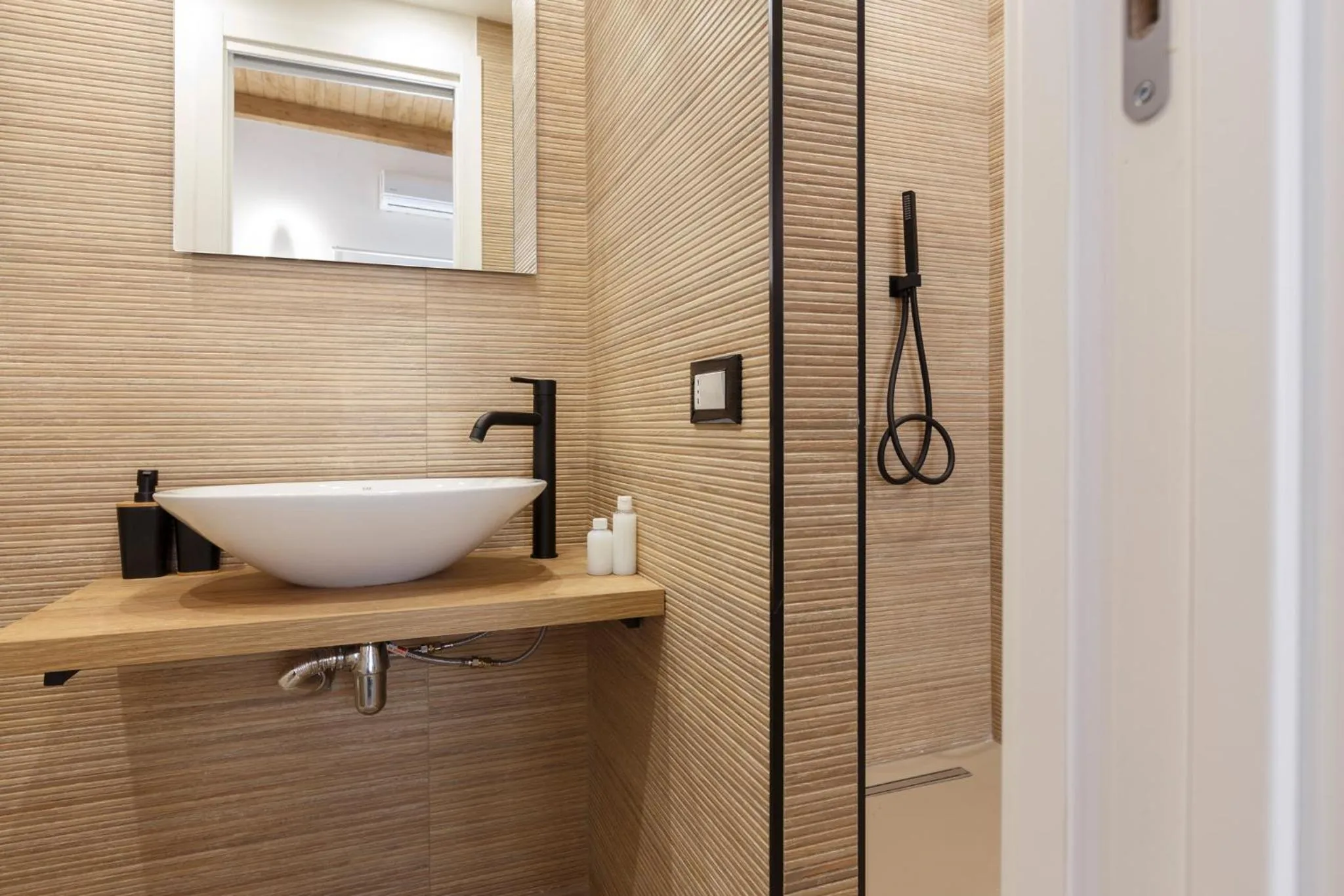 Bathroom in Sicily Dreams Luxury