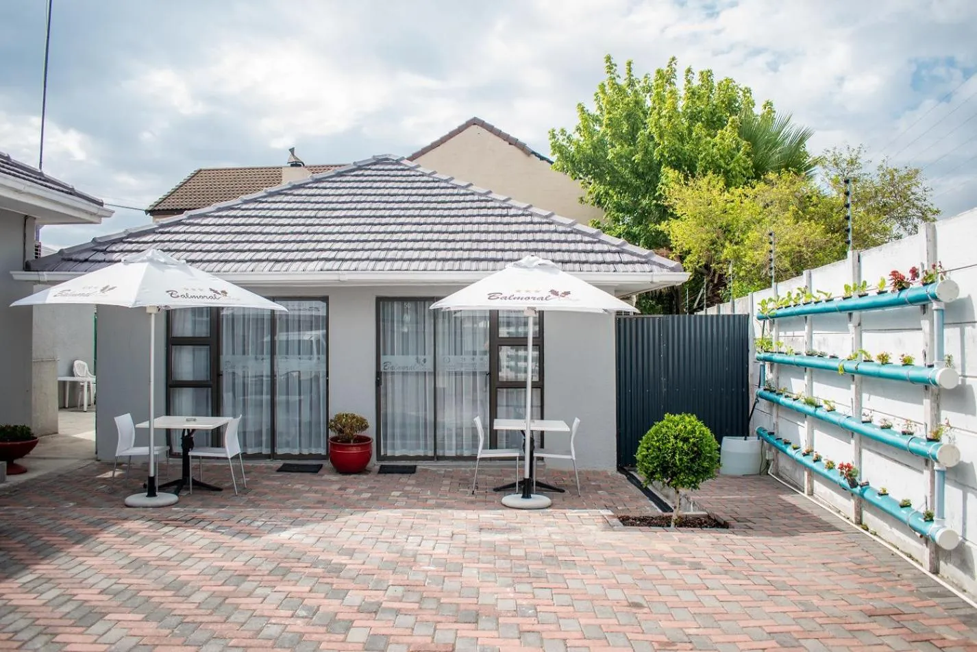 Property building in Balmoral Lodge