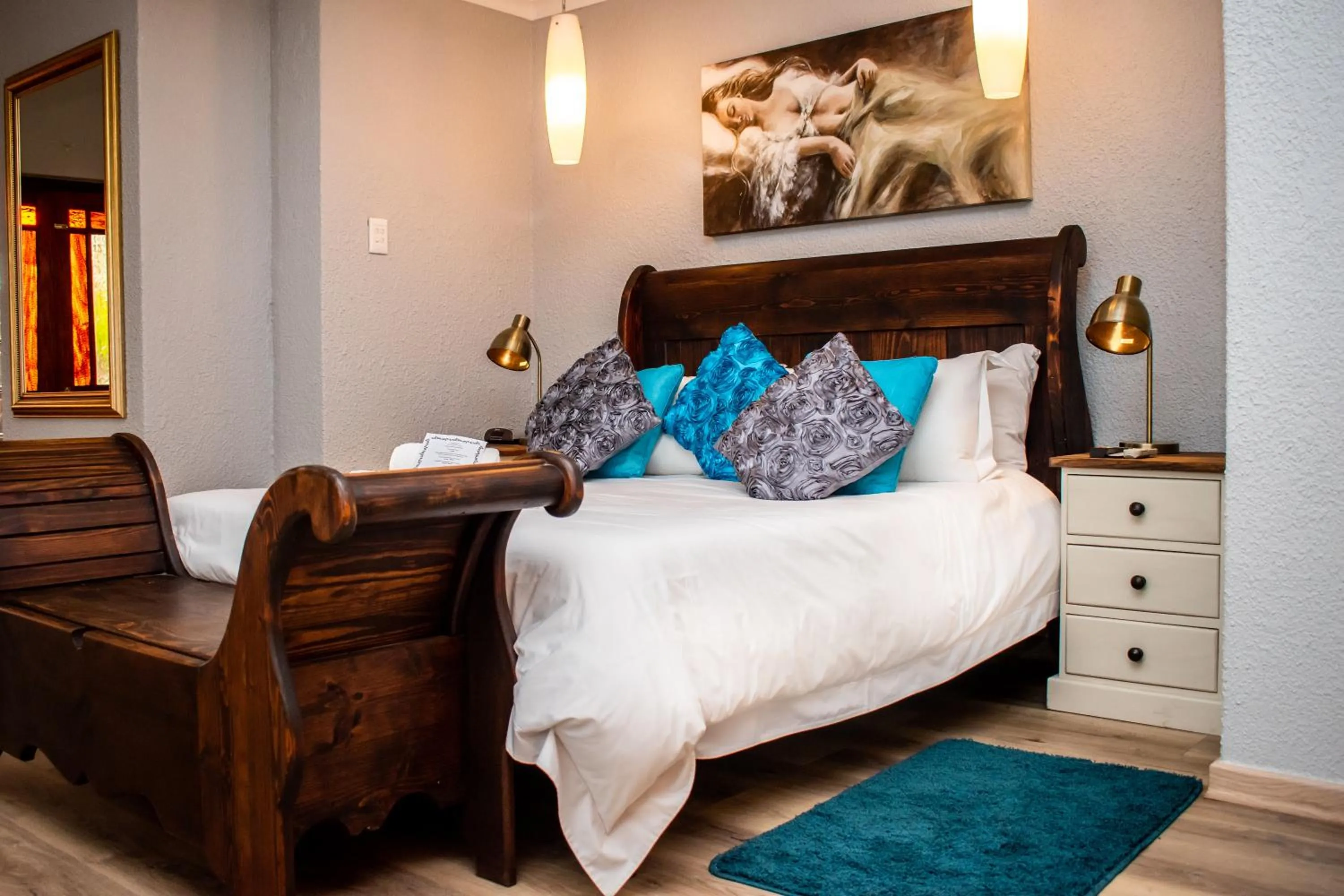 Decorative detail, Bed in Balmoral Lodge