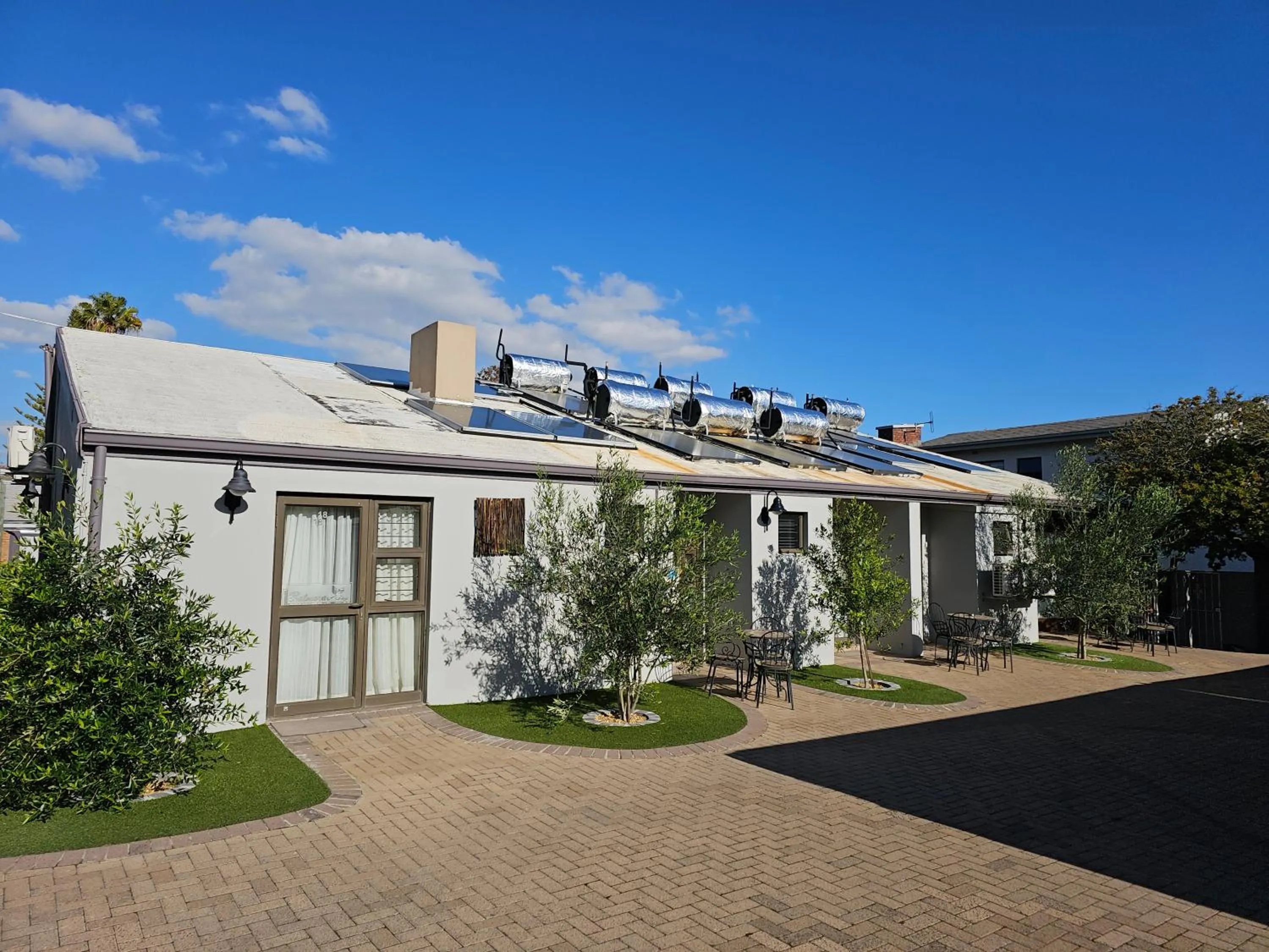 Property building in Balmoral Lodge