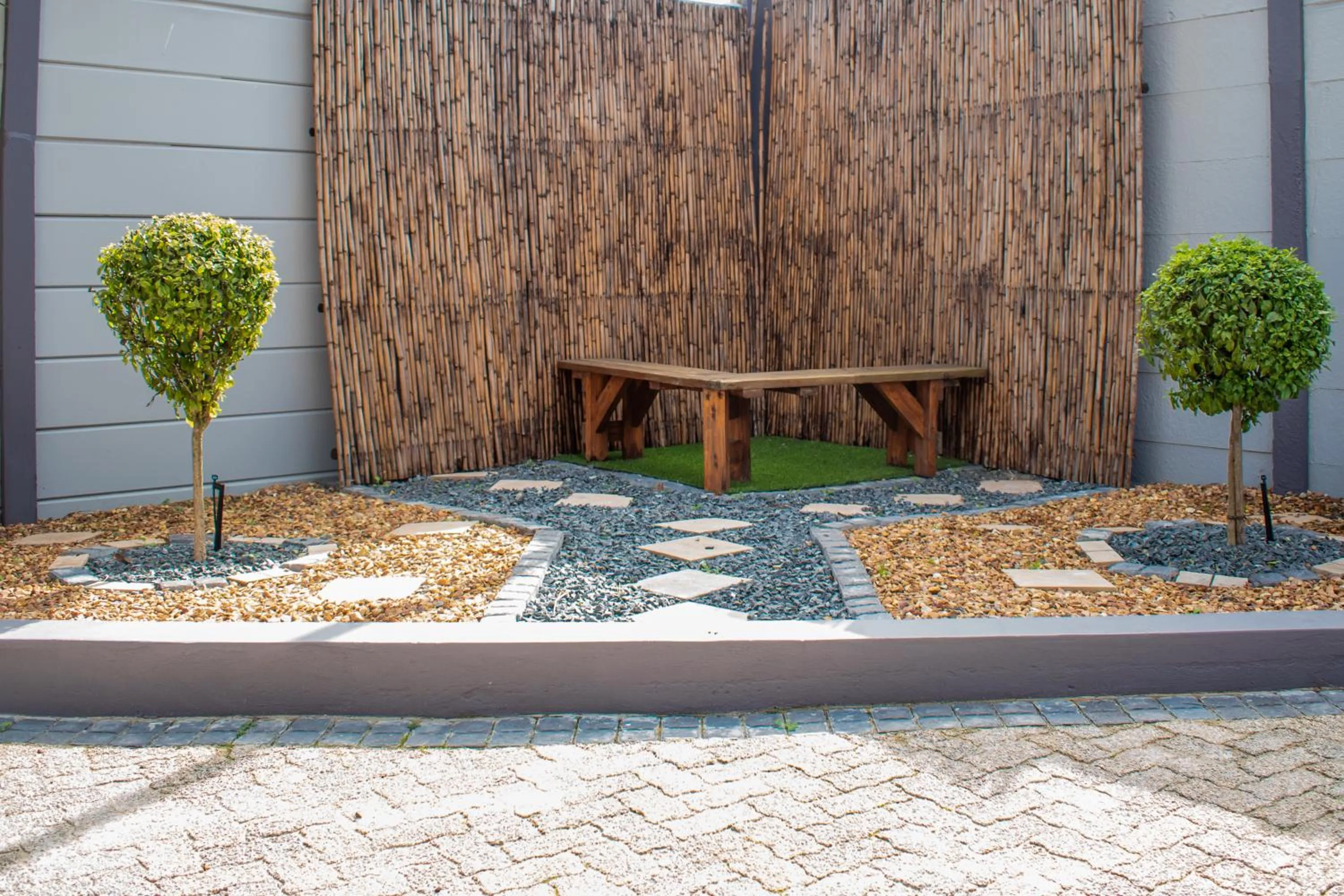 Garden in Balmoral Lodge