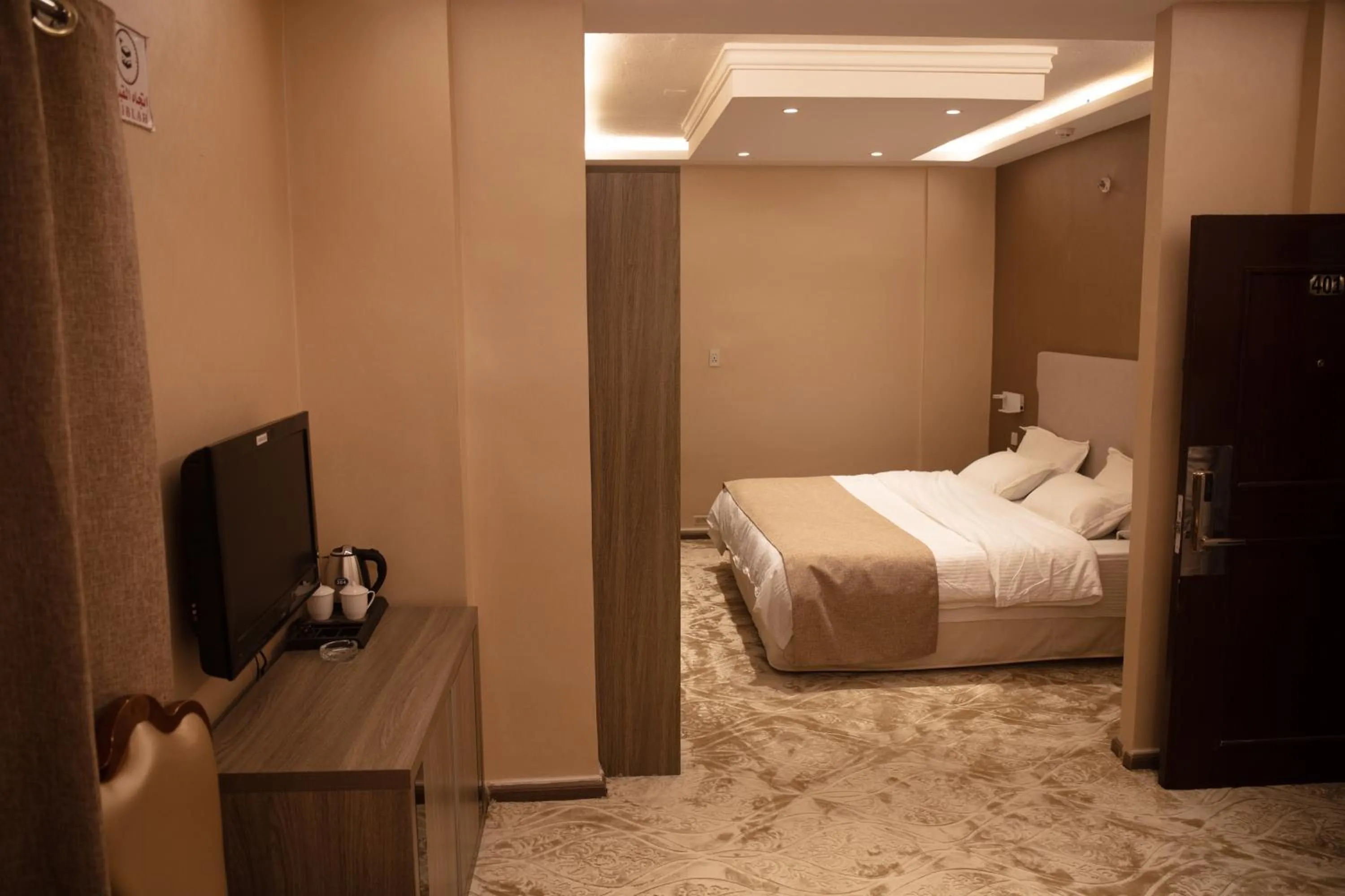 One-Bedroom Apartment in Al Shaiki Hotel