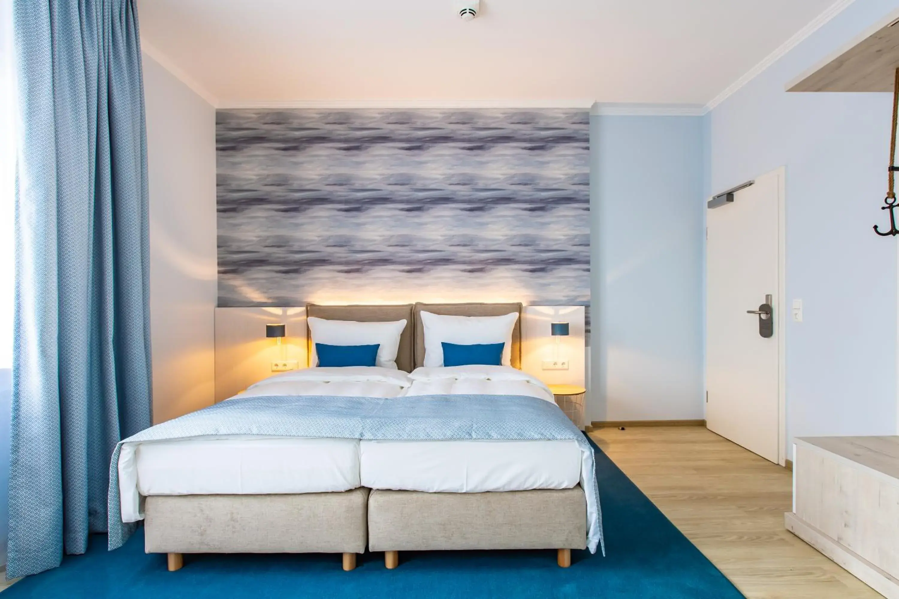 Double Room with Balcony and Sea View - single occupancy in Stratmanns Haus am See Double Room with Balcony and Sea View - single occupancy in Stratmanns Haus am See