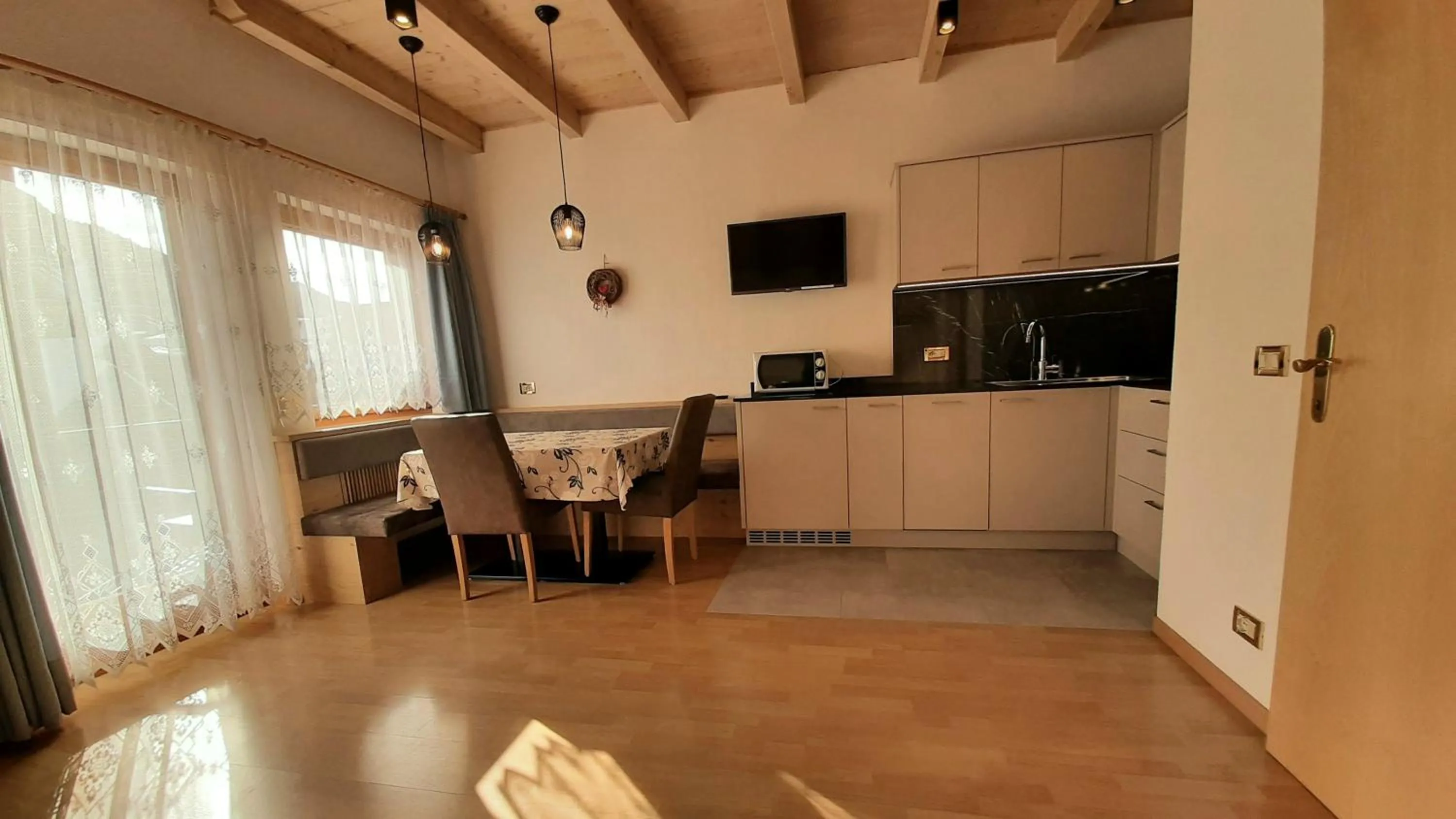 Apartments Lasteis