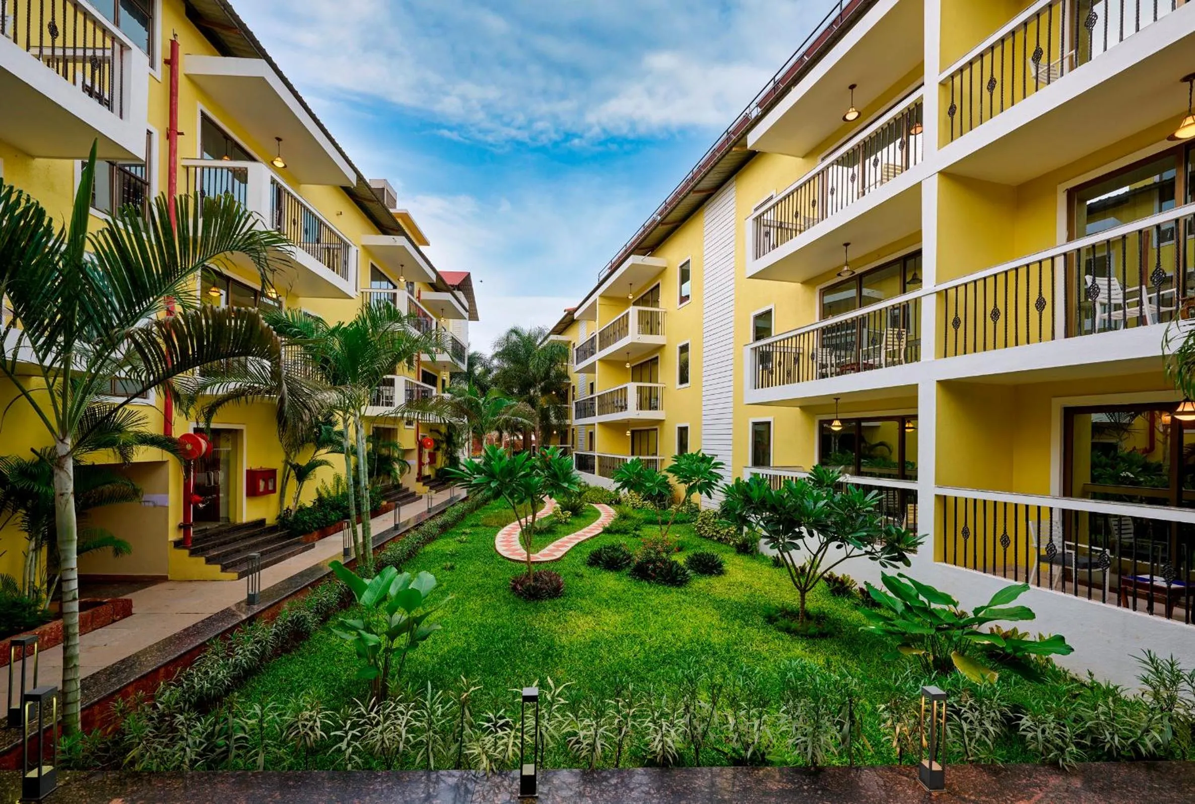 Sea Breeze Sarovar Portico Varca Goa