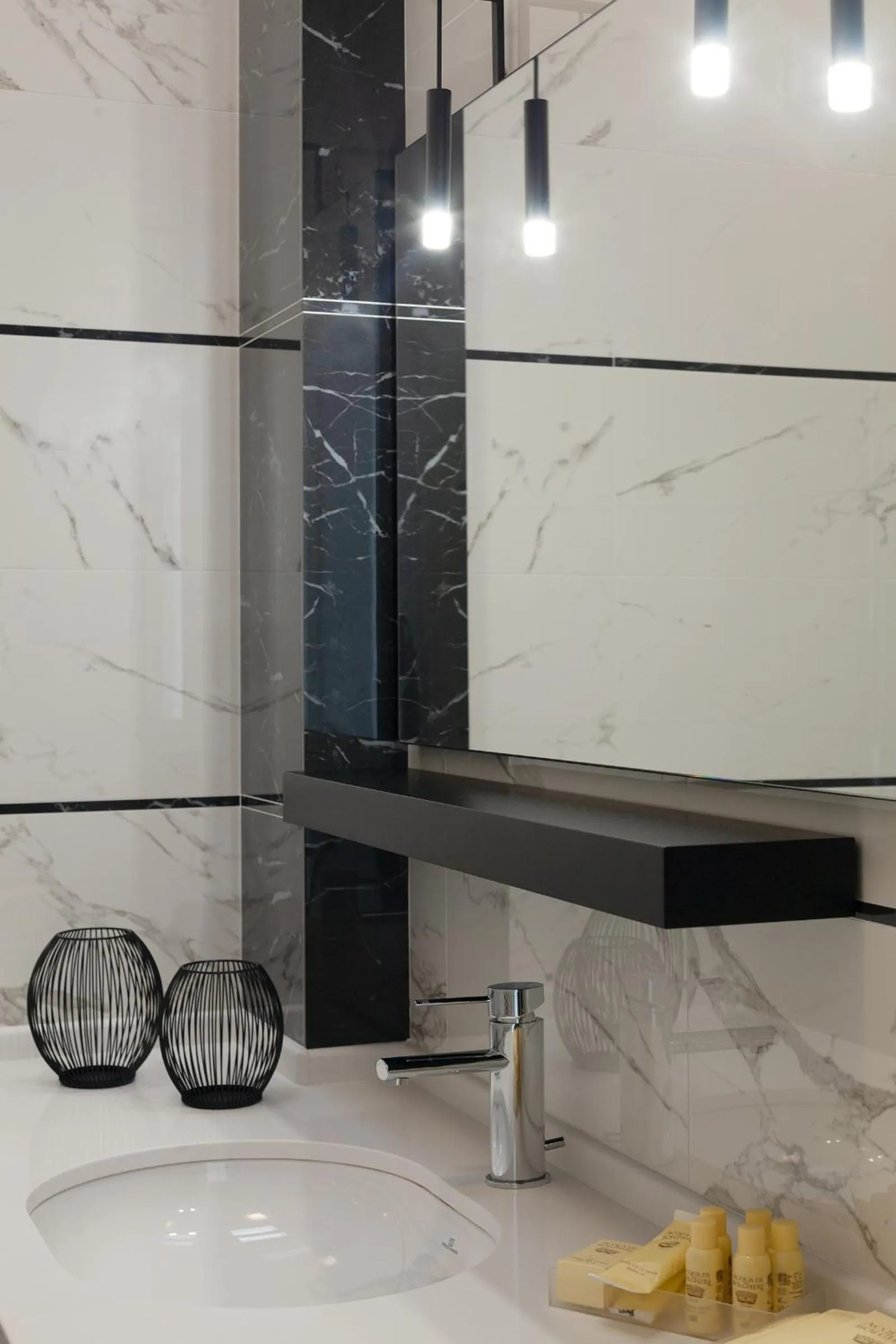 Bathroom in Coclee Suite Palace